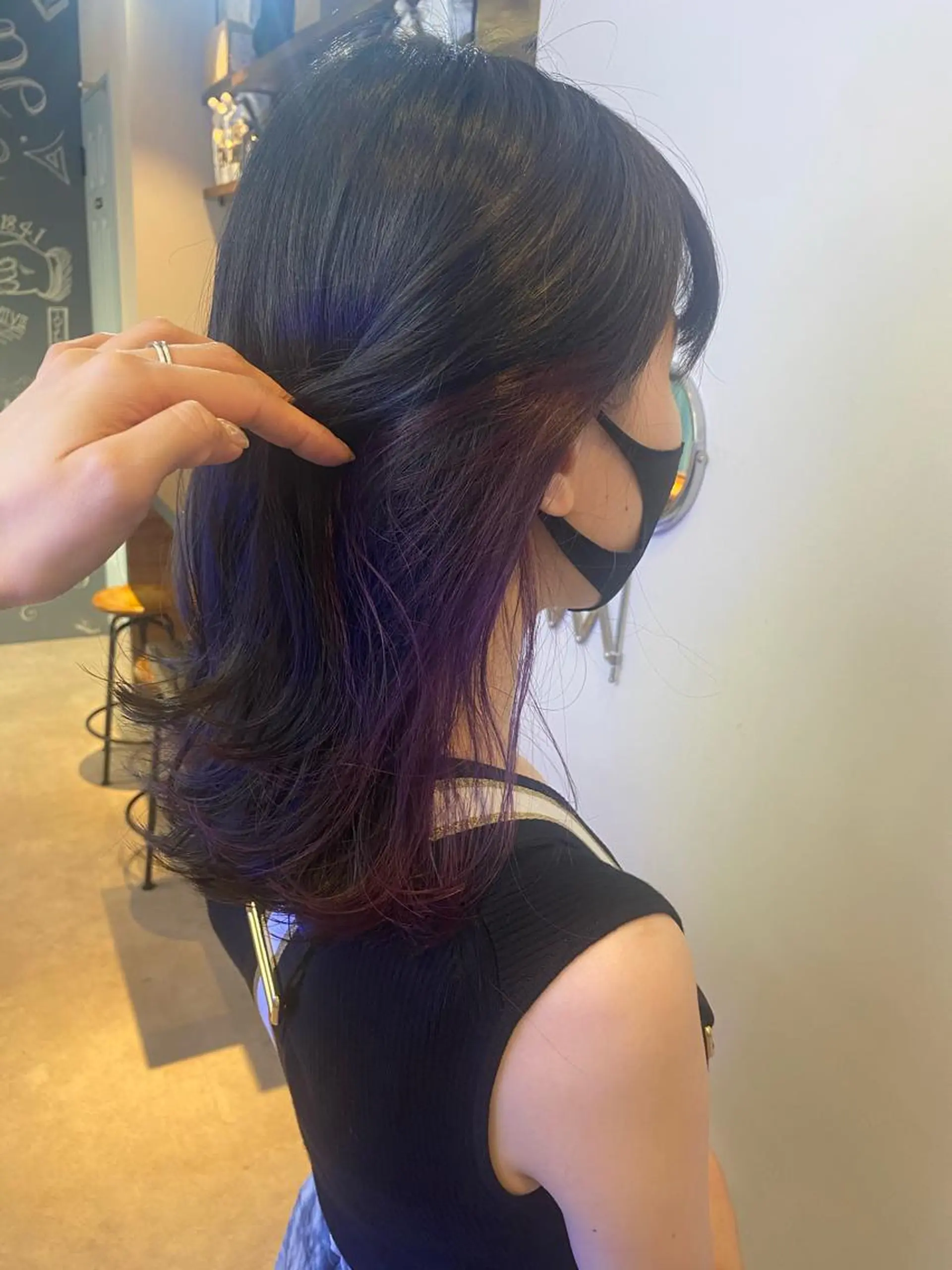 ミディアム カラー ボルドーカラー インナーカラー scene. haraのヘアスタイル