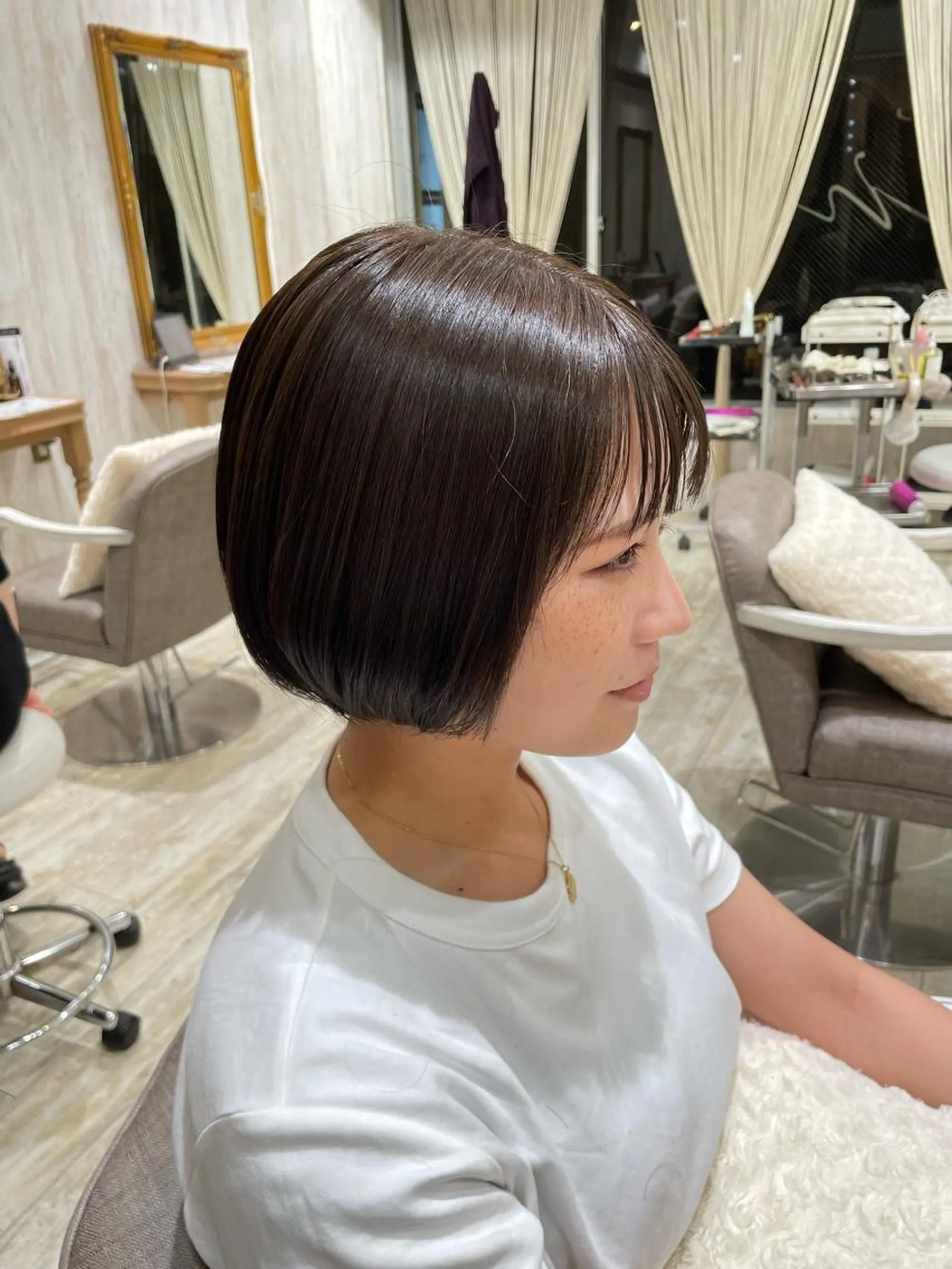 カラー 小野 明日香のヘアスタイル