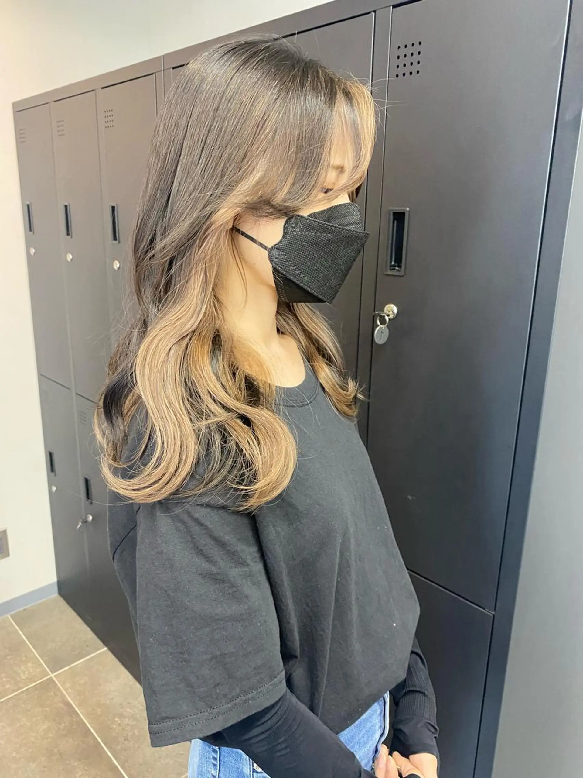 ロング maco 艶感ハイトーン🦋のヘアスタイル