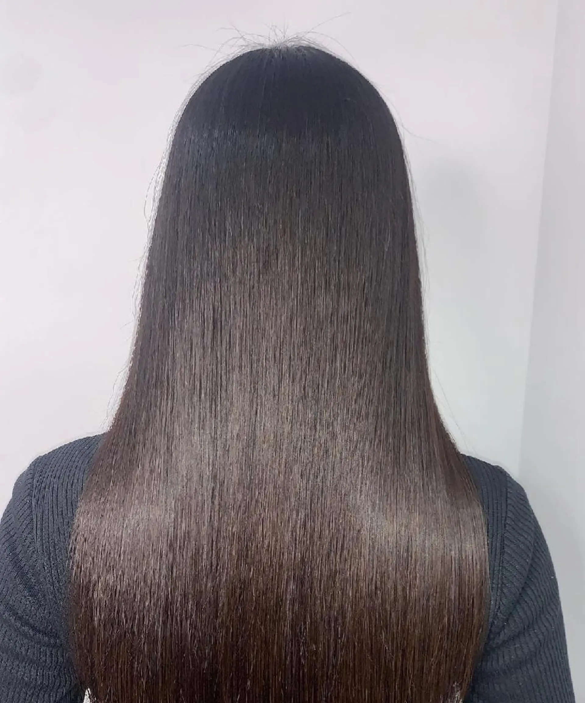 セミロング 畑中秀平💛艶髪💜 Babylon 代表のヘアスタイル