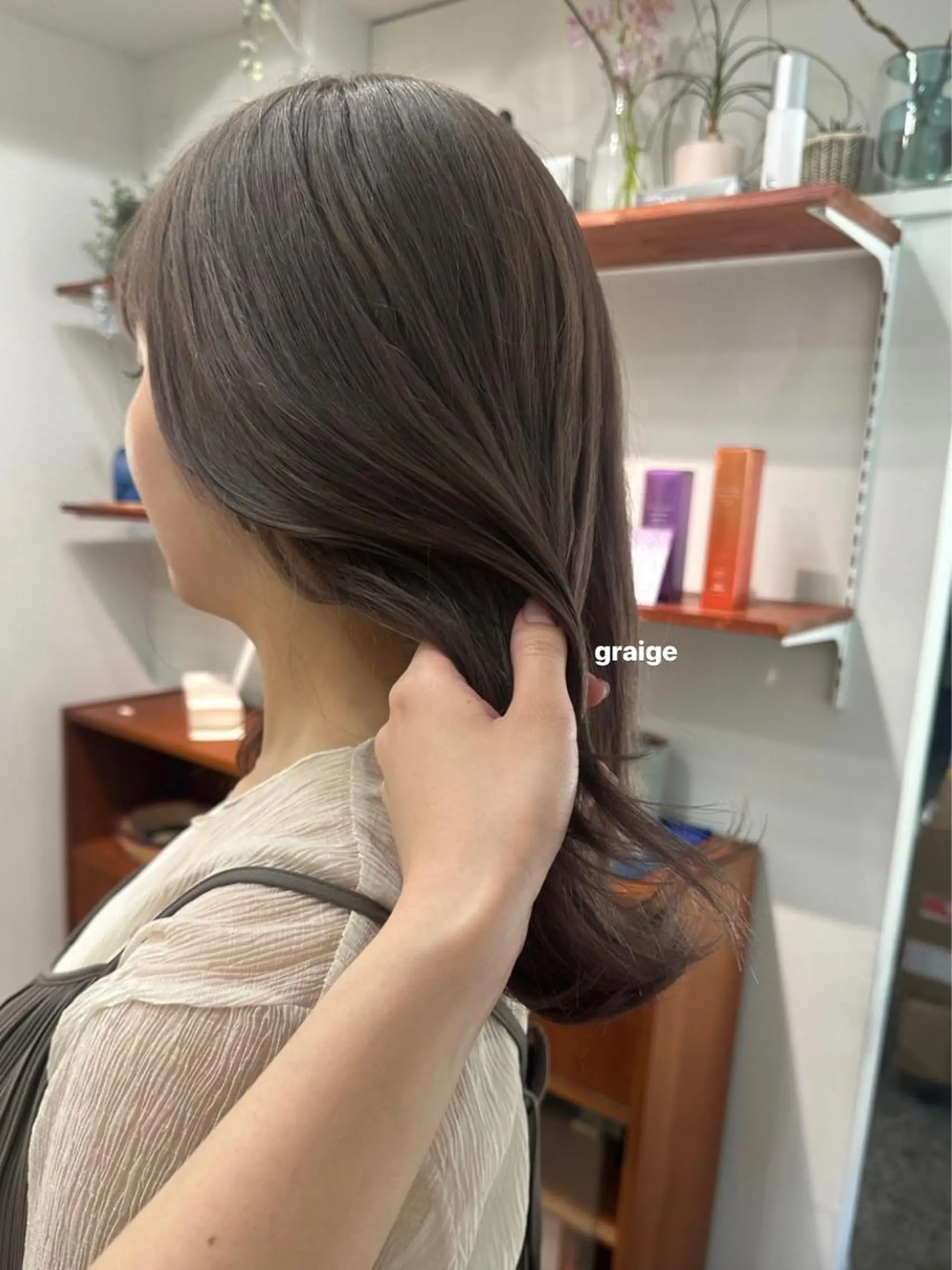 ミディアム カラー 暖色カラー/レイヤー 🌙 オノユリカのヘアスタイル