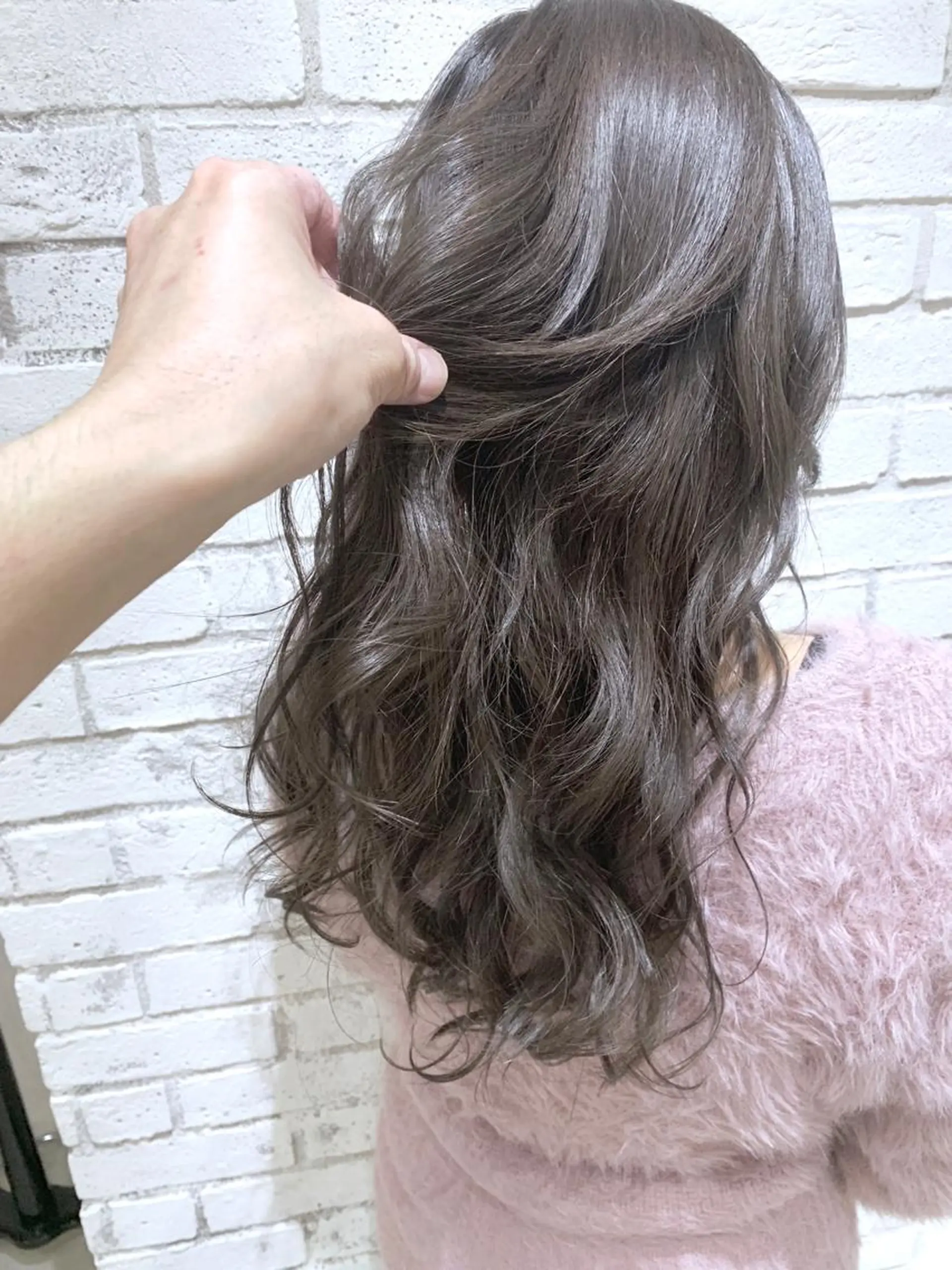 ロング カラー パーマ ヘアアレンジ 透明感カラー グレージュ ヘアカラー トリートメント 縮毛矯正/美髪 髪質改善/石田幸輔のヘアスタイル