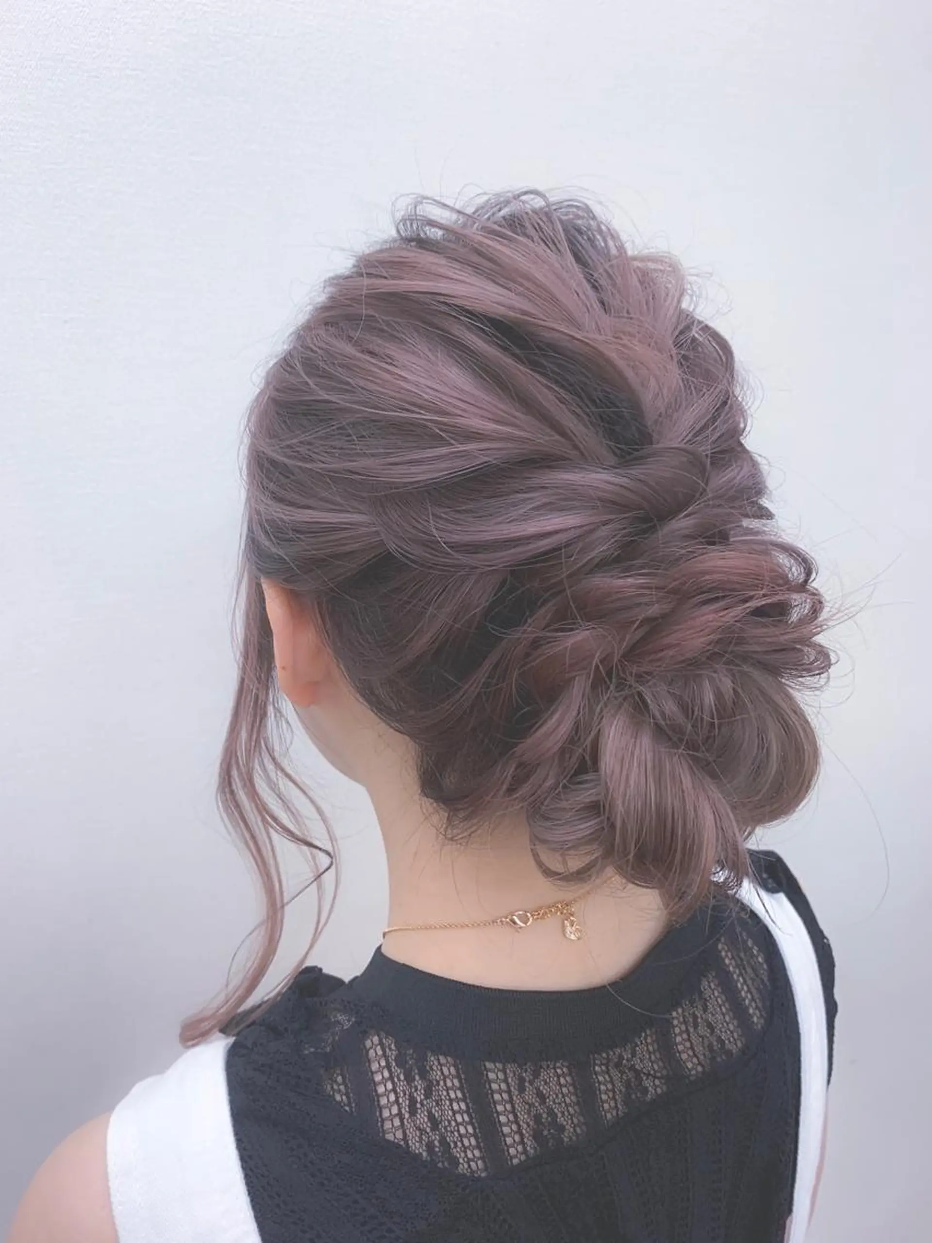 セミロング ヘアアレンジ 地毛風ストレート/ 髪質改善/榎本流行のヘアスタイル