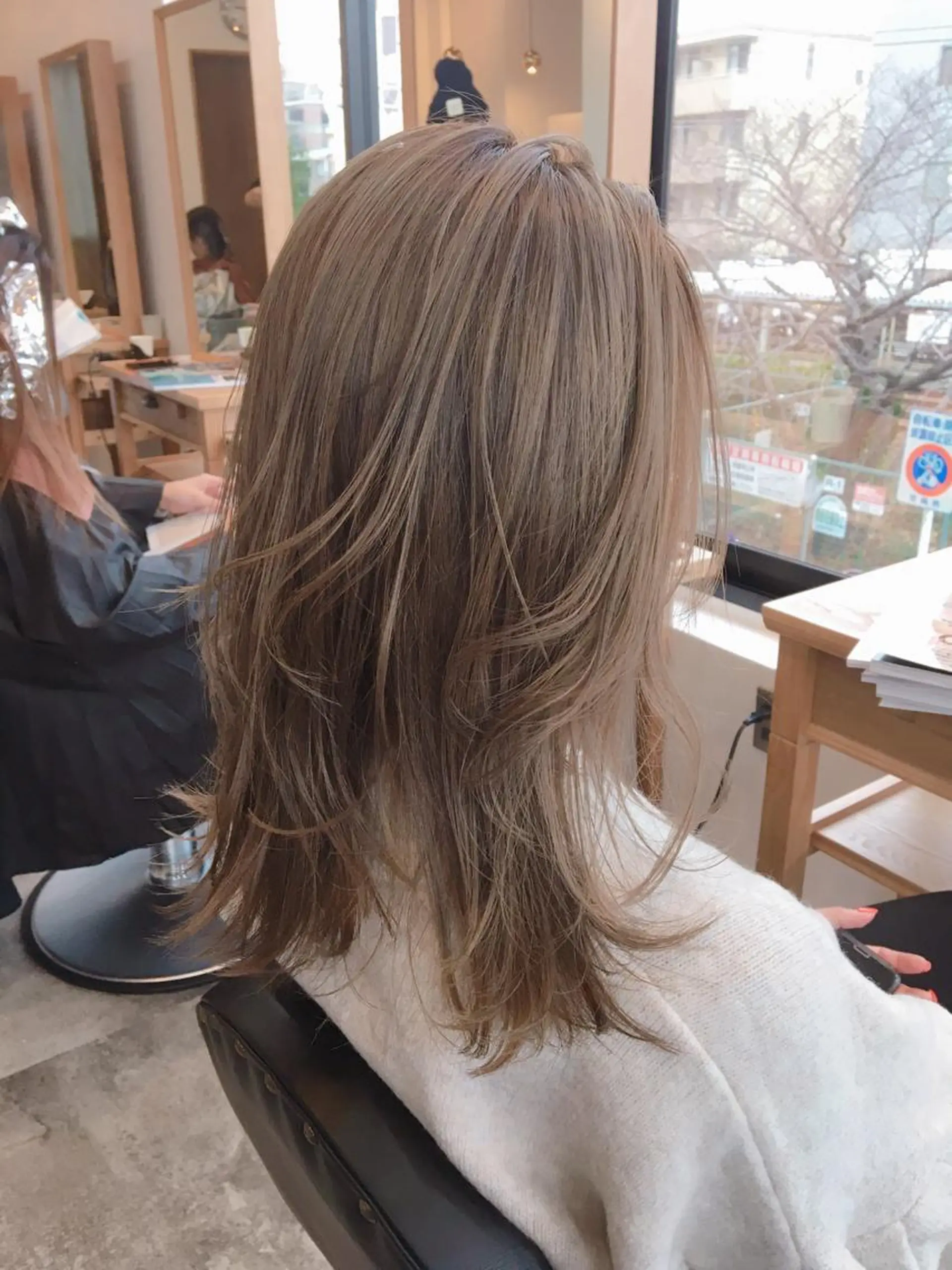 セミロング マツエク・マツパ カット ヘアカラー トリートメント ✨落ち着いた接客 💡高橋優也💡のヘアスタイル