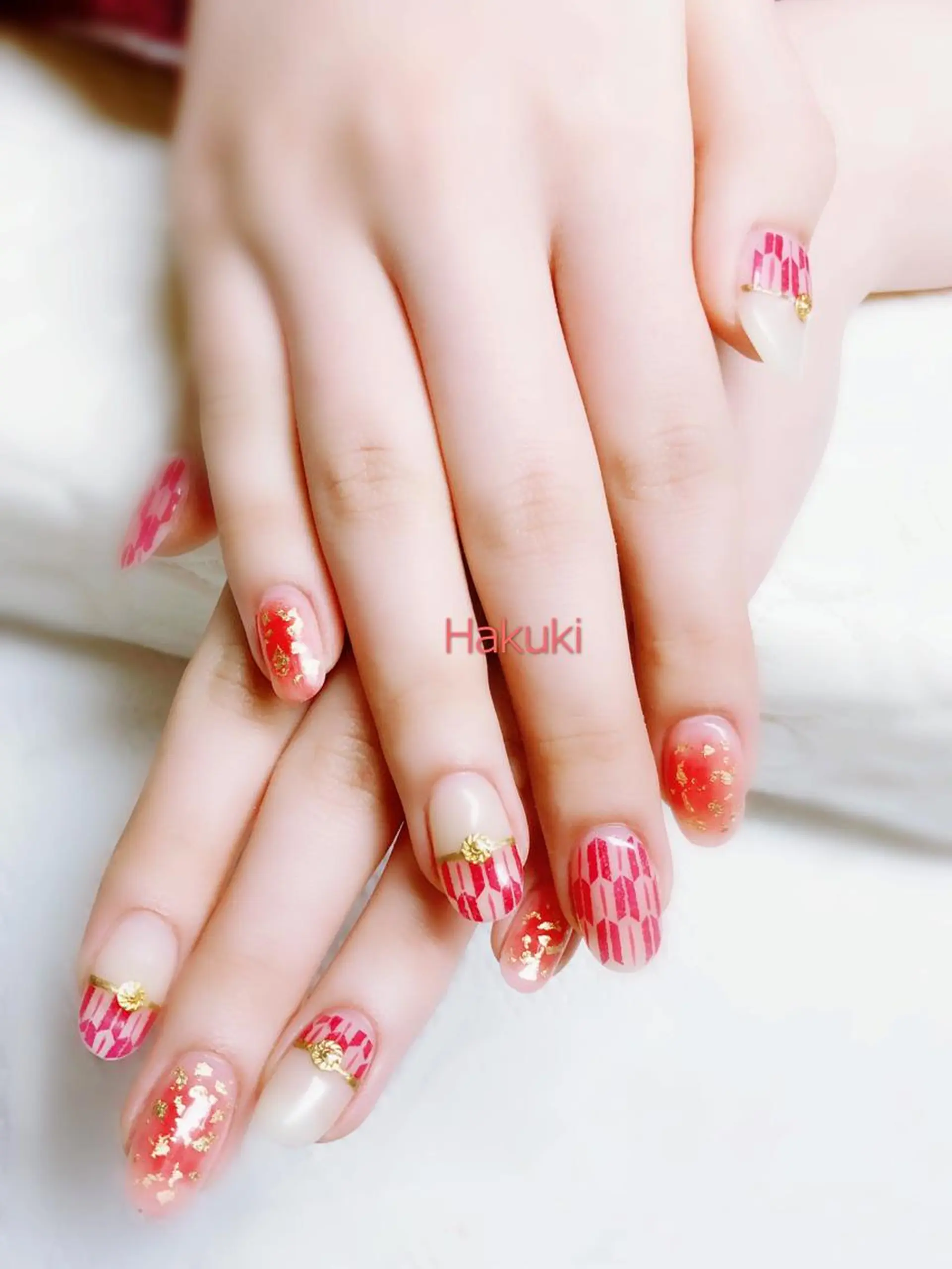 ネイル ハク キのネイルデザイン