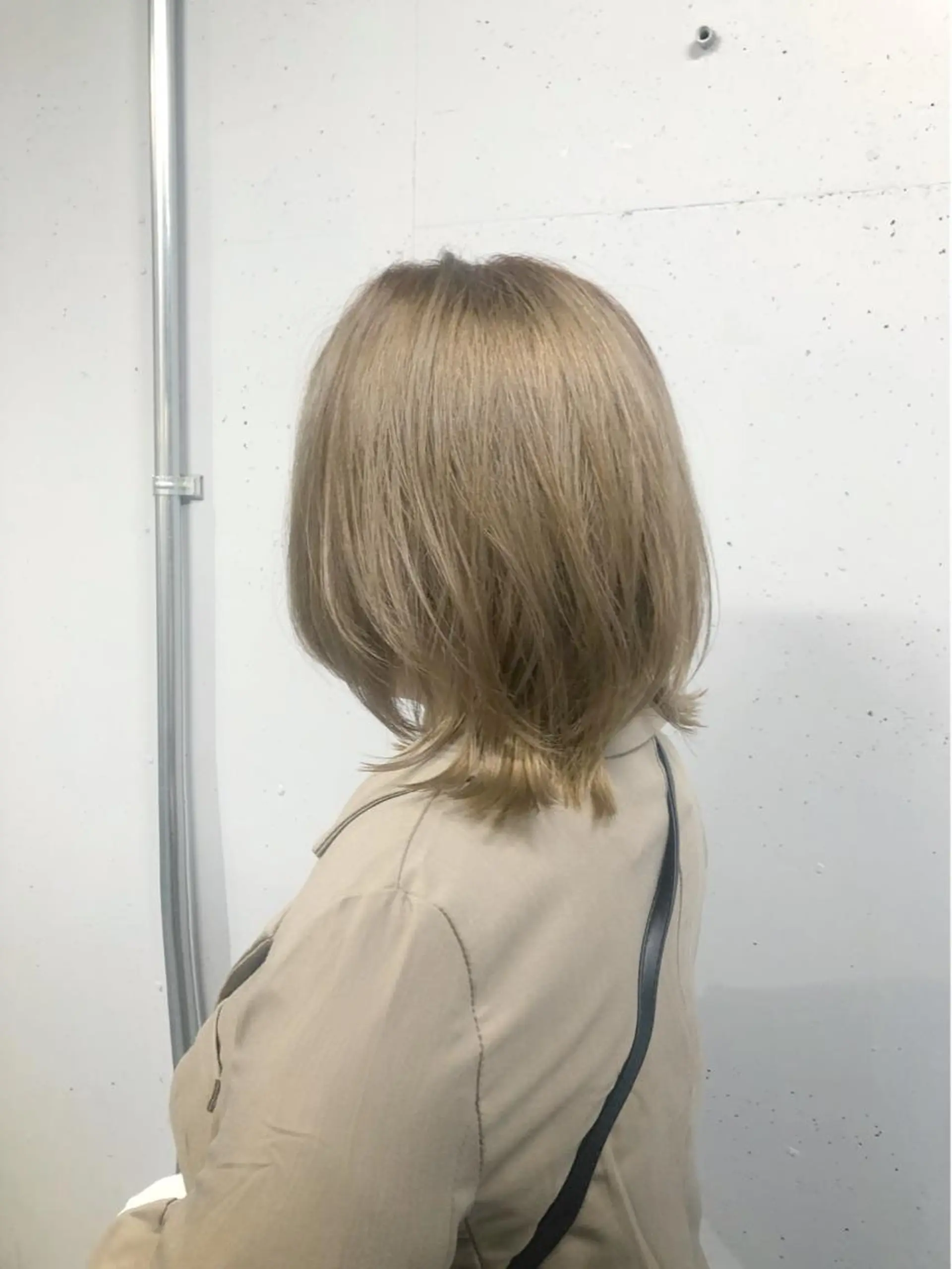 ミディアム カラー 松下 倫子のヘアスタイル
