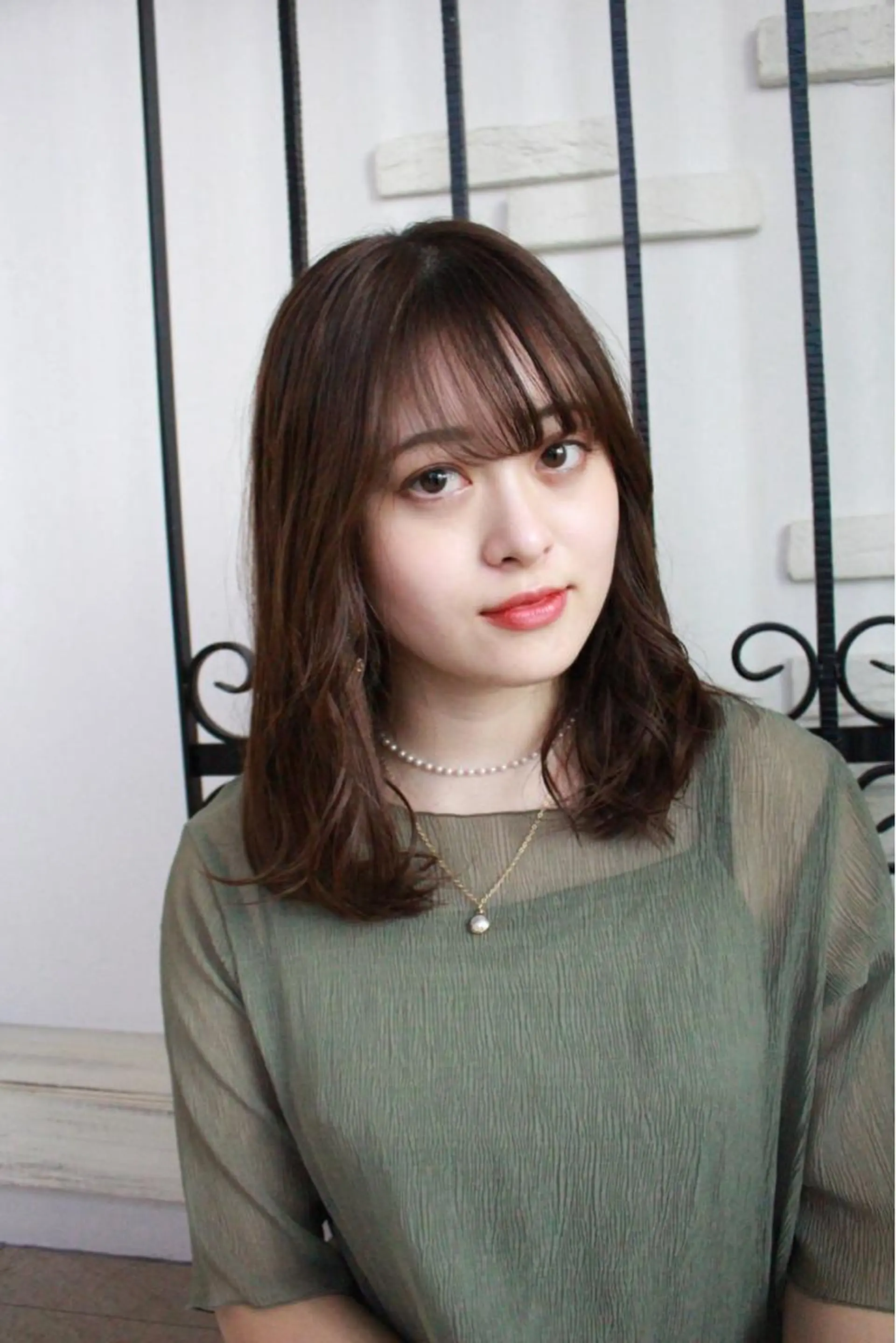 セミロング カラー 早坂 裕真のヘアスタイル