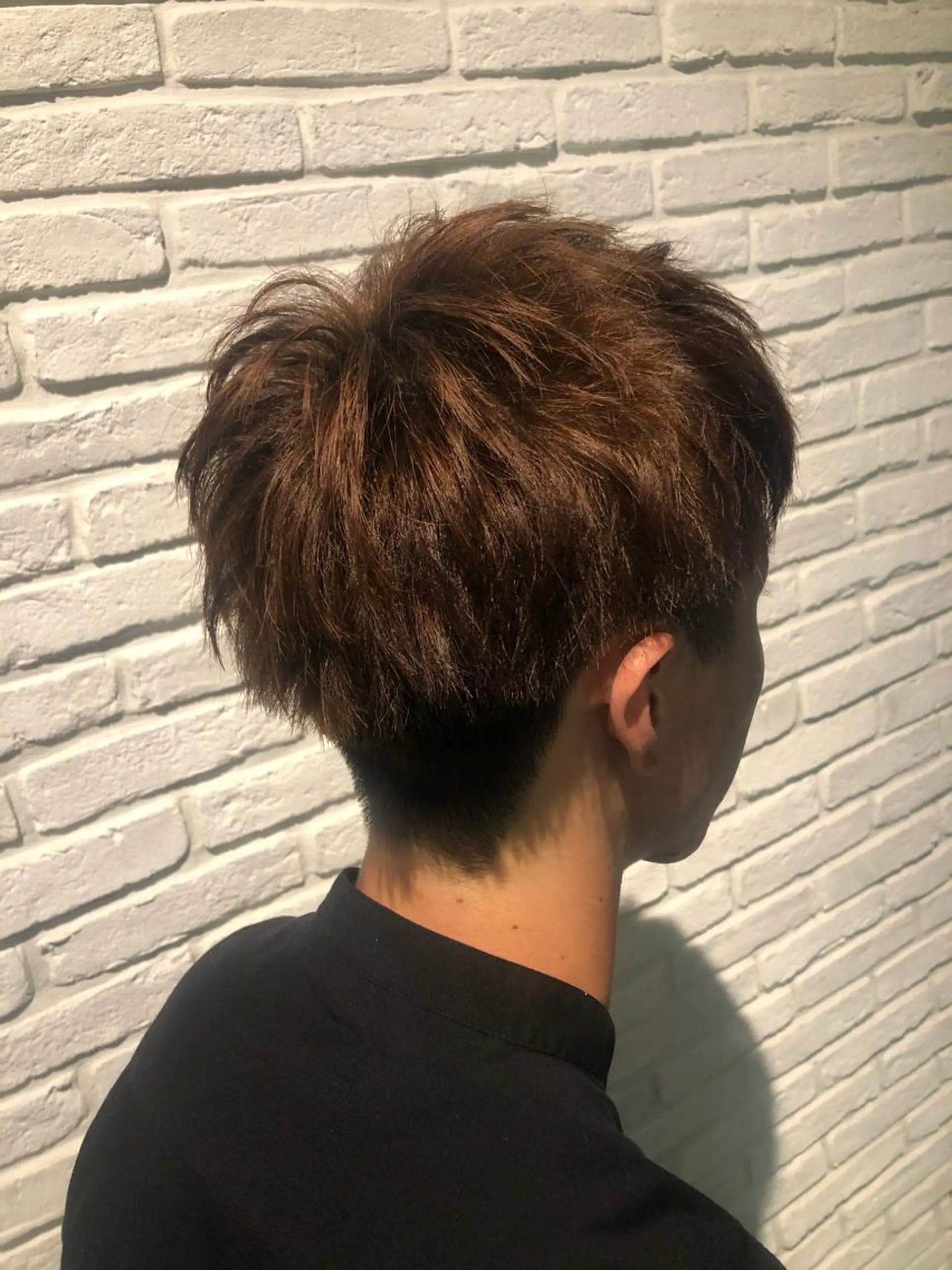 メンズ ヘアカラー 関本 悠奈のヘアスタイル