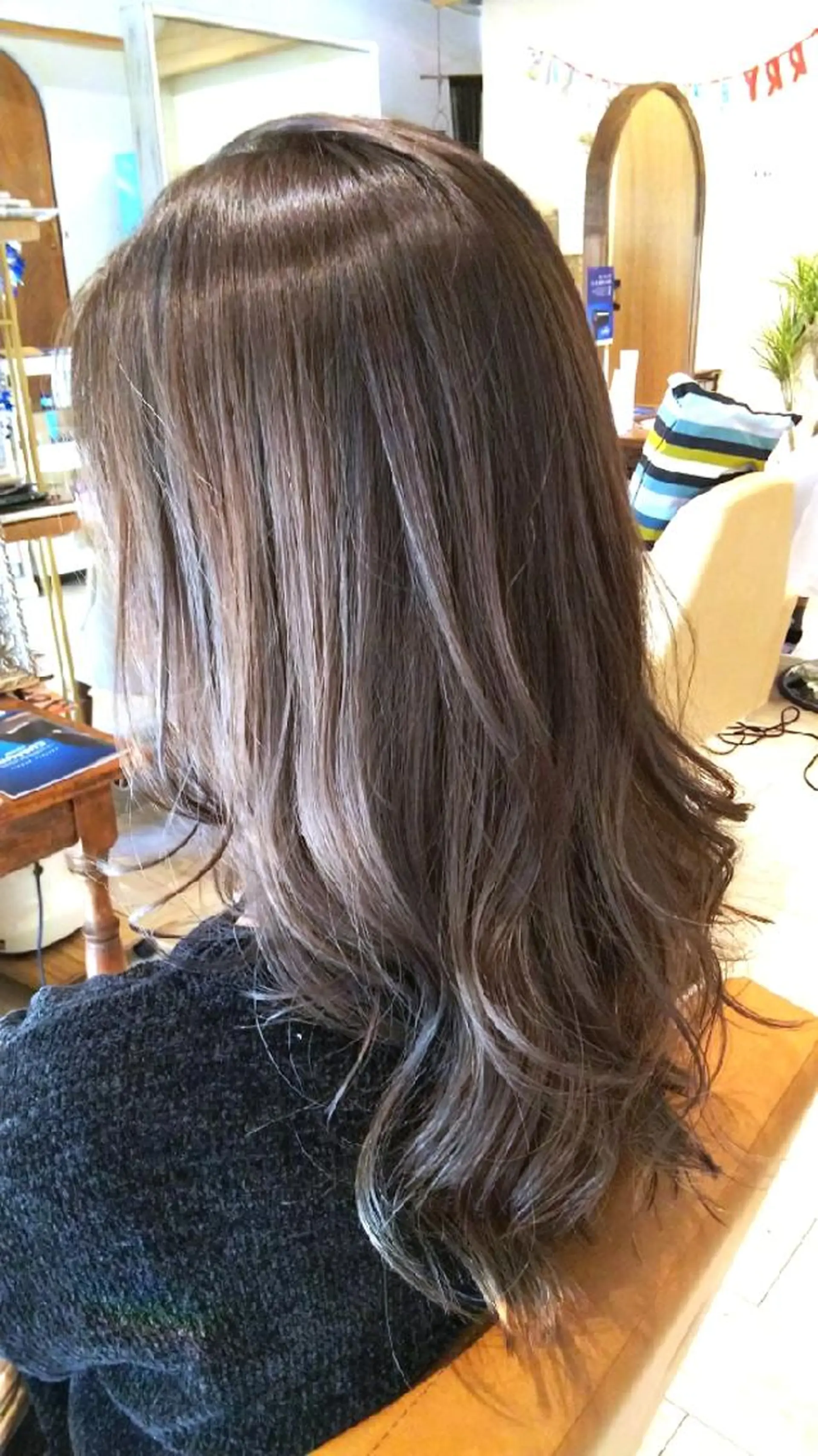 ミディアム カラー アッシュ ハイライトカラー ハイライト こだしま   みなのヘアスタイル