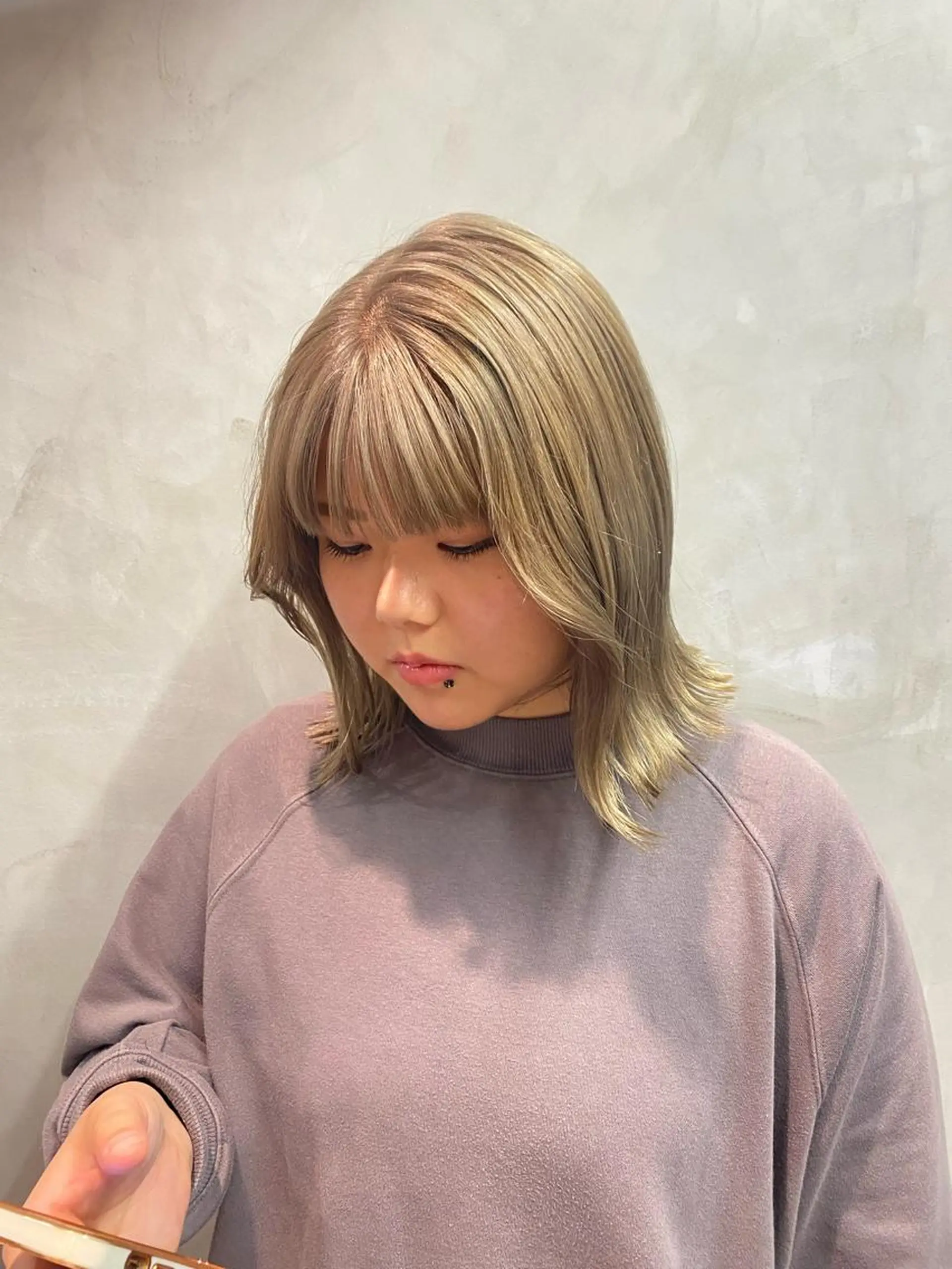 ミディアム カラー ヘアカラー 🩶レイヤーカット 🩶柔らかカラー結愛のヘアスタイル