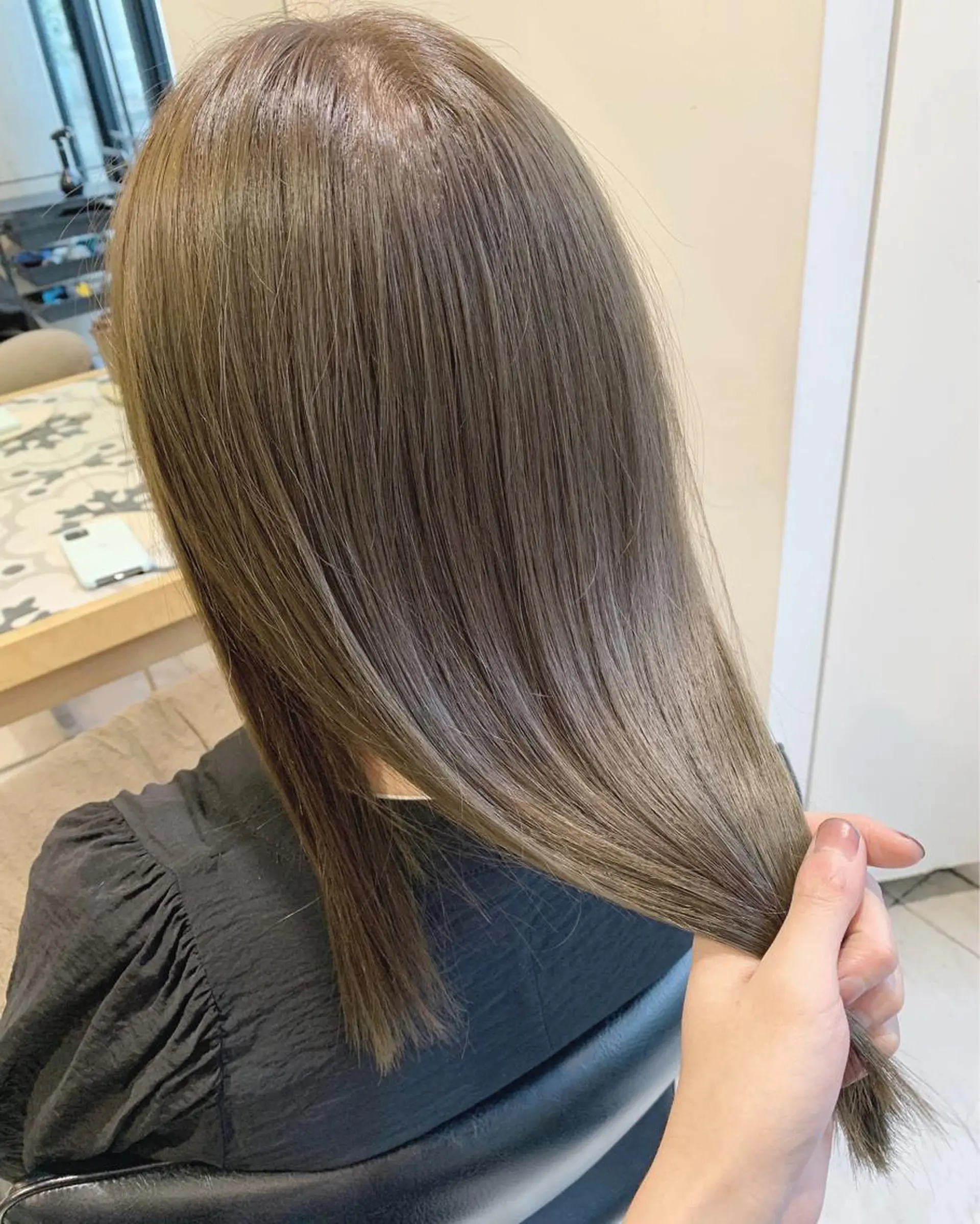 ロング カラー チバ タクミのヘアスタイル