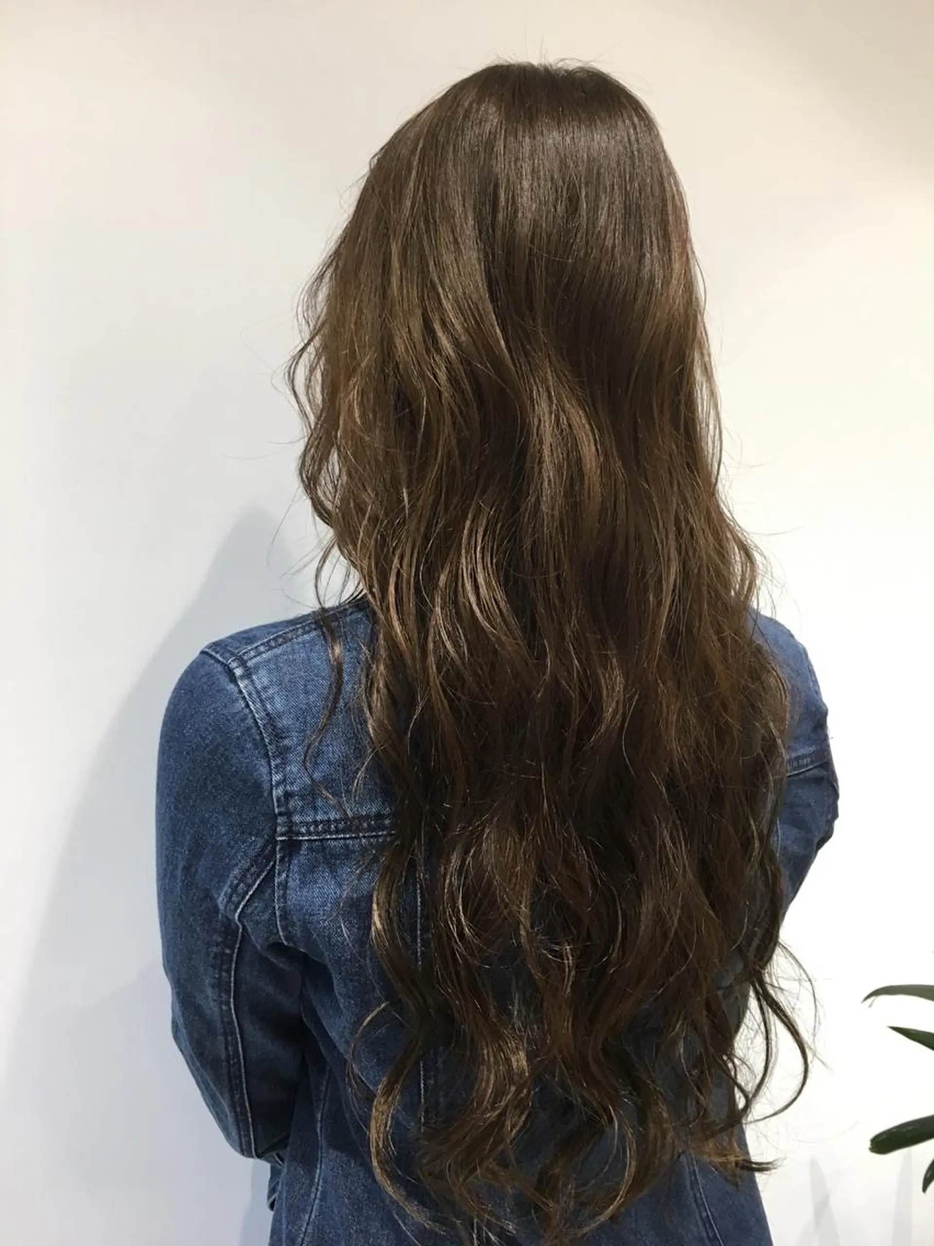 ロング カラー ベージュカラー ハイライトカラー ハイライト 寺内 紳悟のヘアスタイル