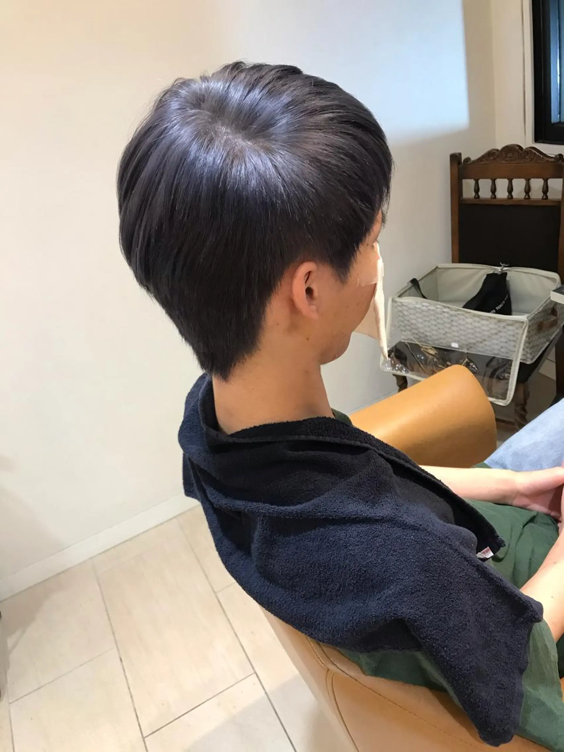 ショート カラー パープルカラー 坂本 優輝のヘアスタイル