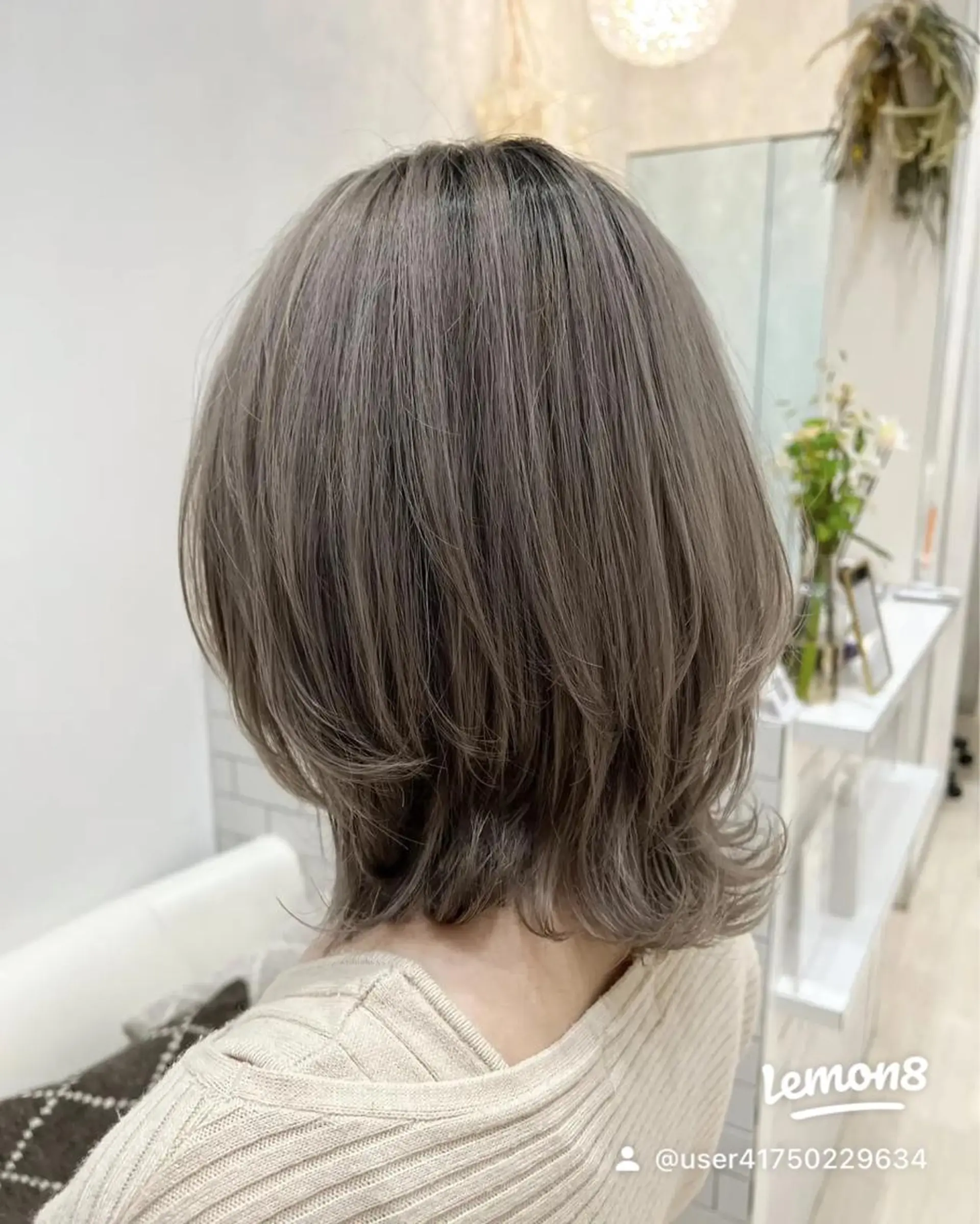 ミディアム カラー パーマ ヘアアレンジ キッズ ネイル マツエク・マツパ アイブロウ 眉カラー トリートメント ワンカラーネイル ヘアカラー 堀井 凌平のヘアスタイル