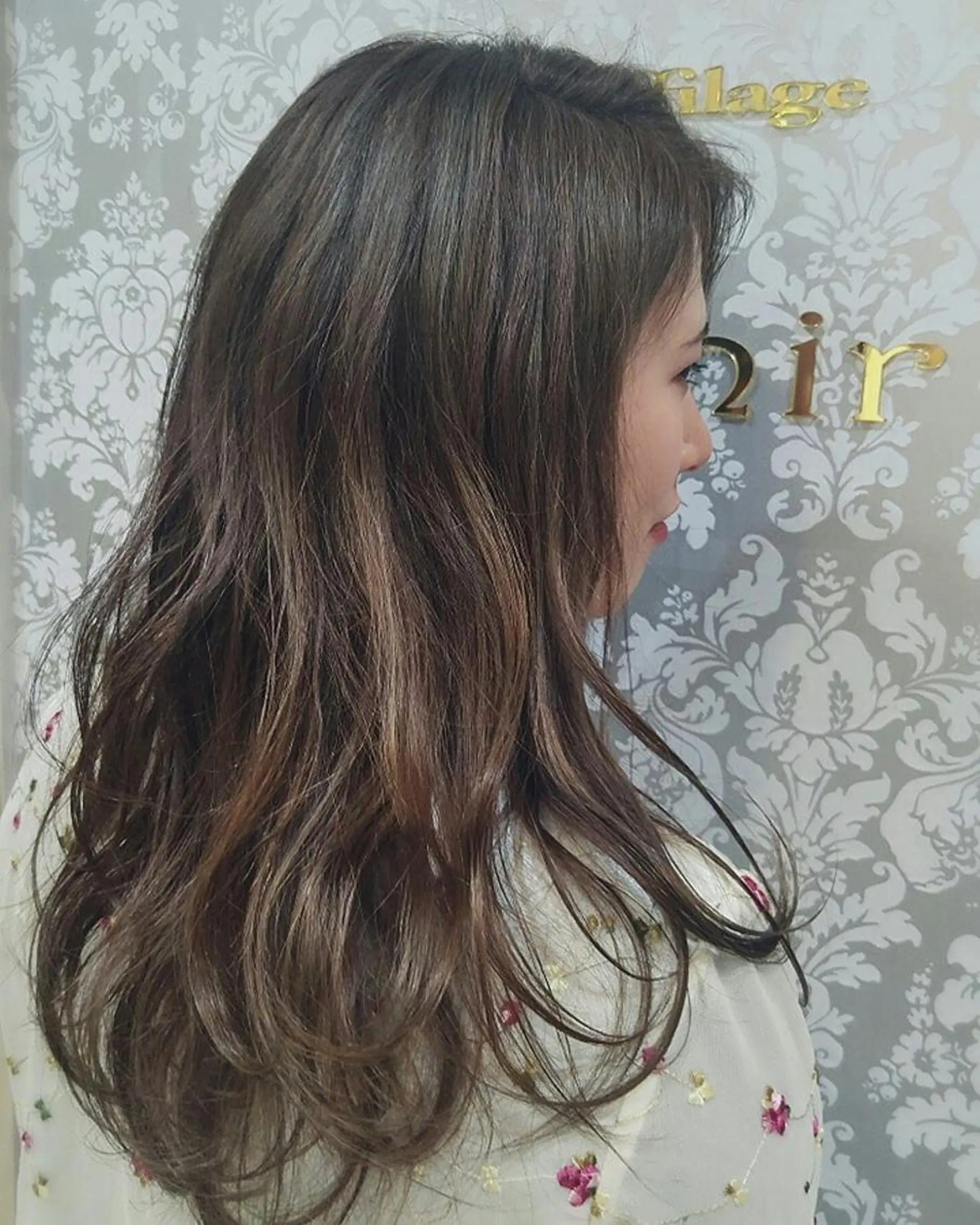 ロング カラー SaKai Nozomiのヘアスタイル