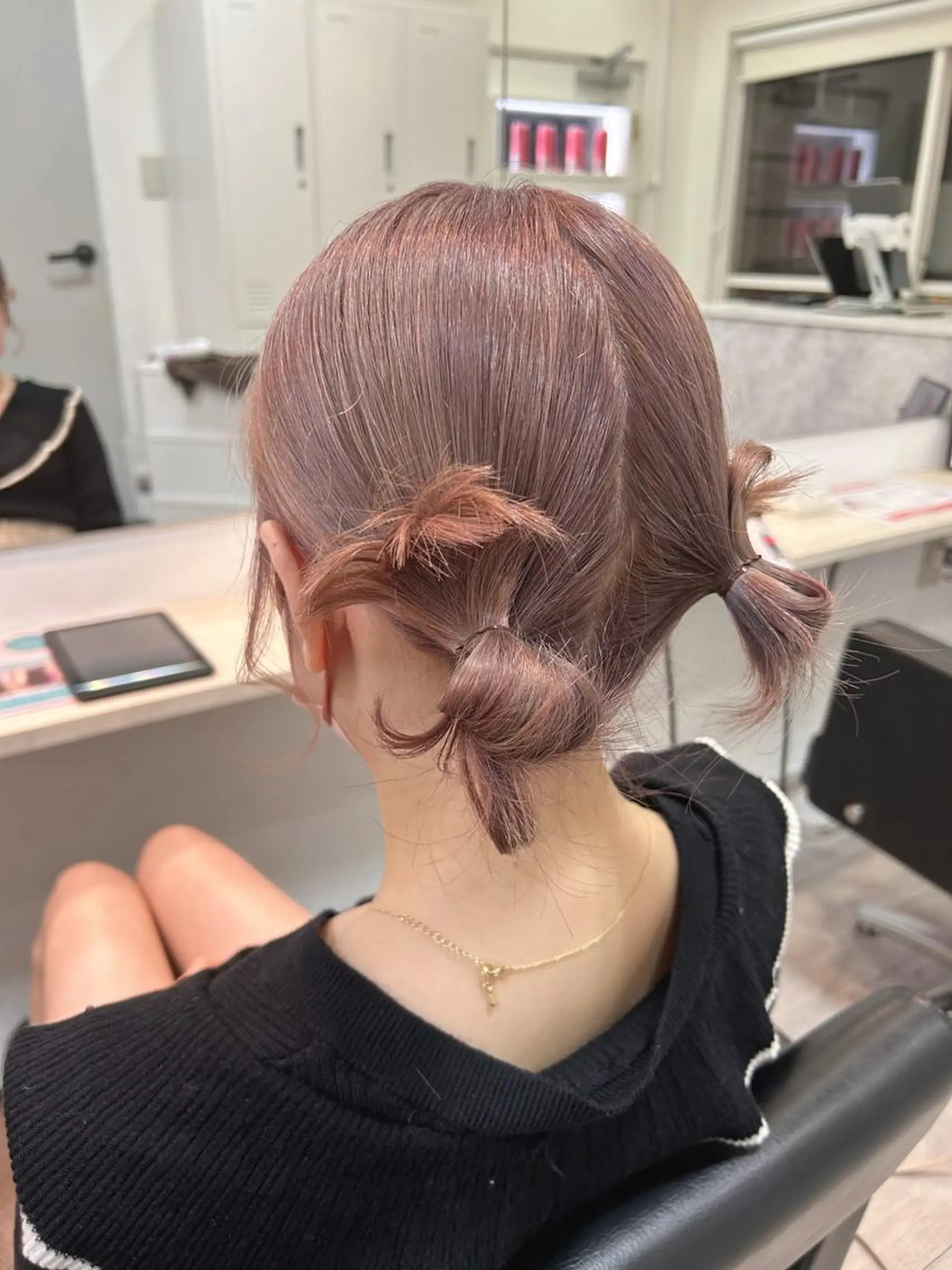 セミロング カラー ヘアアレンジ 代表🎀 ふわモテ愛 され髪🩷yumiのヘアスタイル