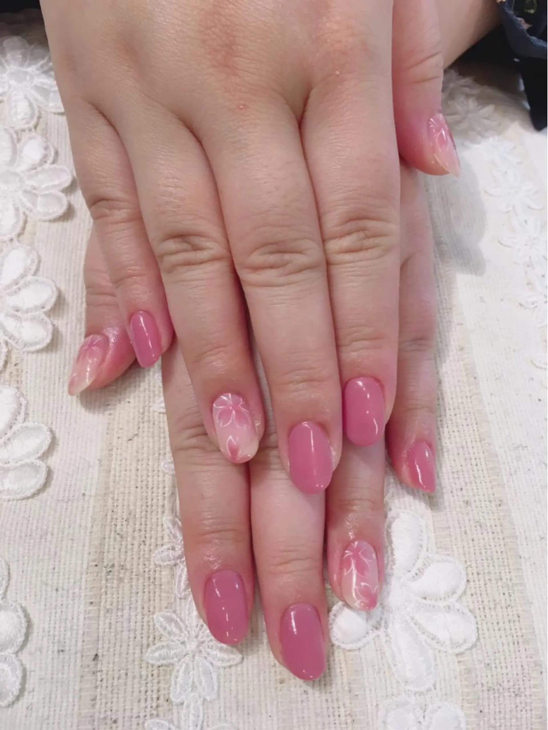 ネイル 桜ネイル ビジューバイアクイユ ネイルズ　東中野店のネイルデザイン