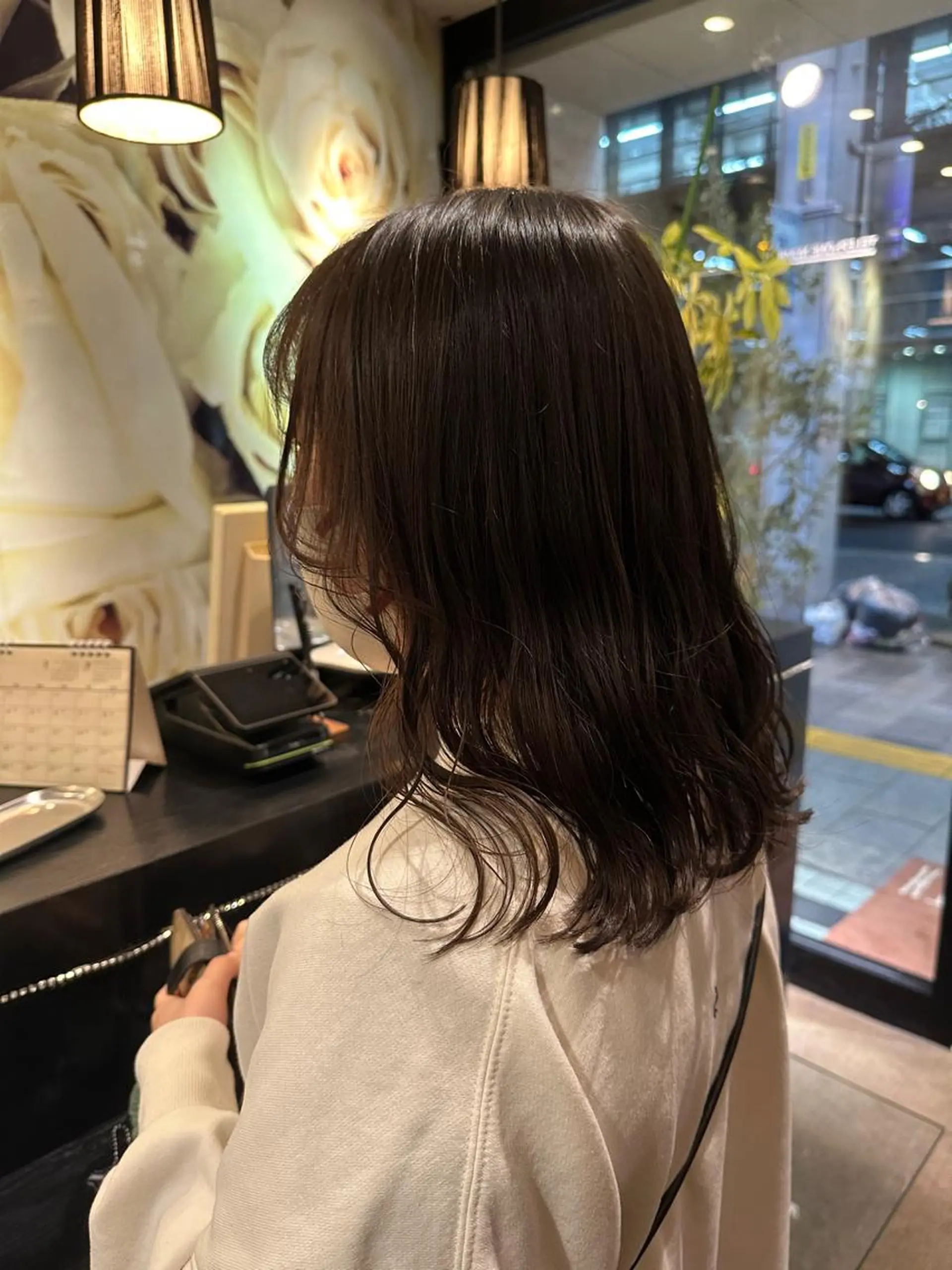 セミロング 川﨑 真歩のヘアスタイル