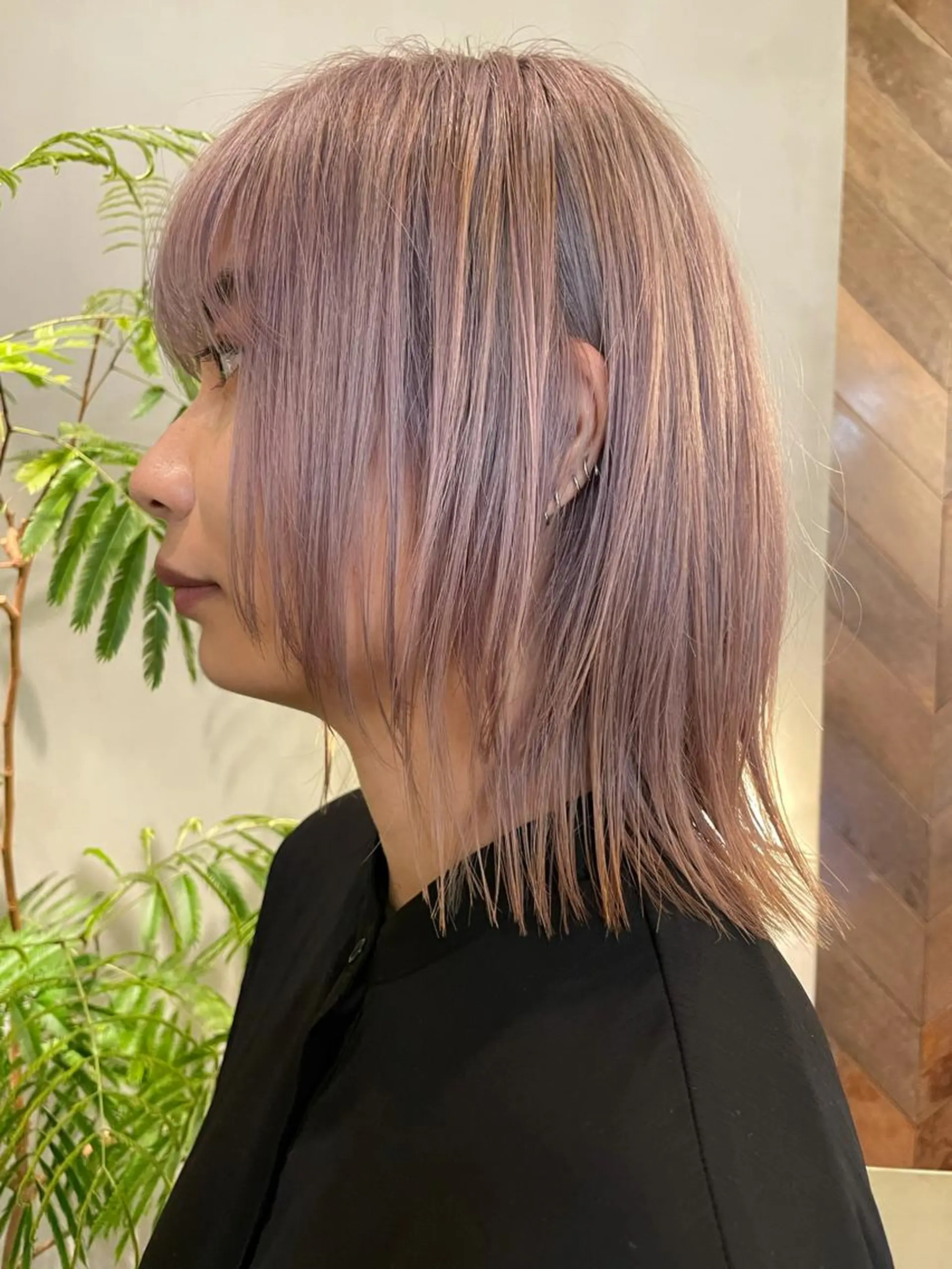 ミディアム カラー ブロンド ピンクカラー ボブ ウルフカット カット ヘアカラー トリートメント ブリーチ😼 ボブ✍️レイヤーのヘアスタイル