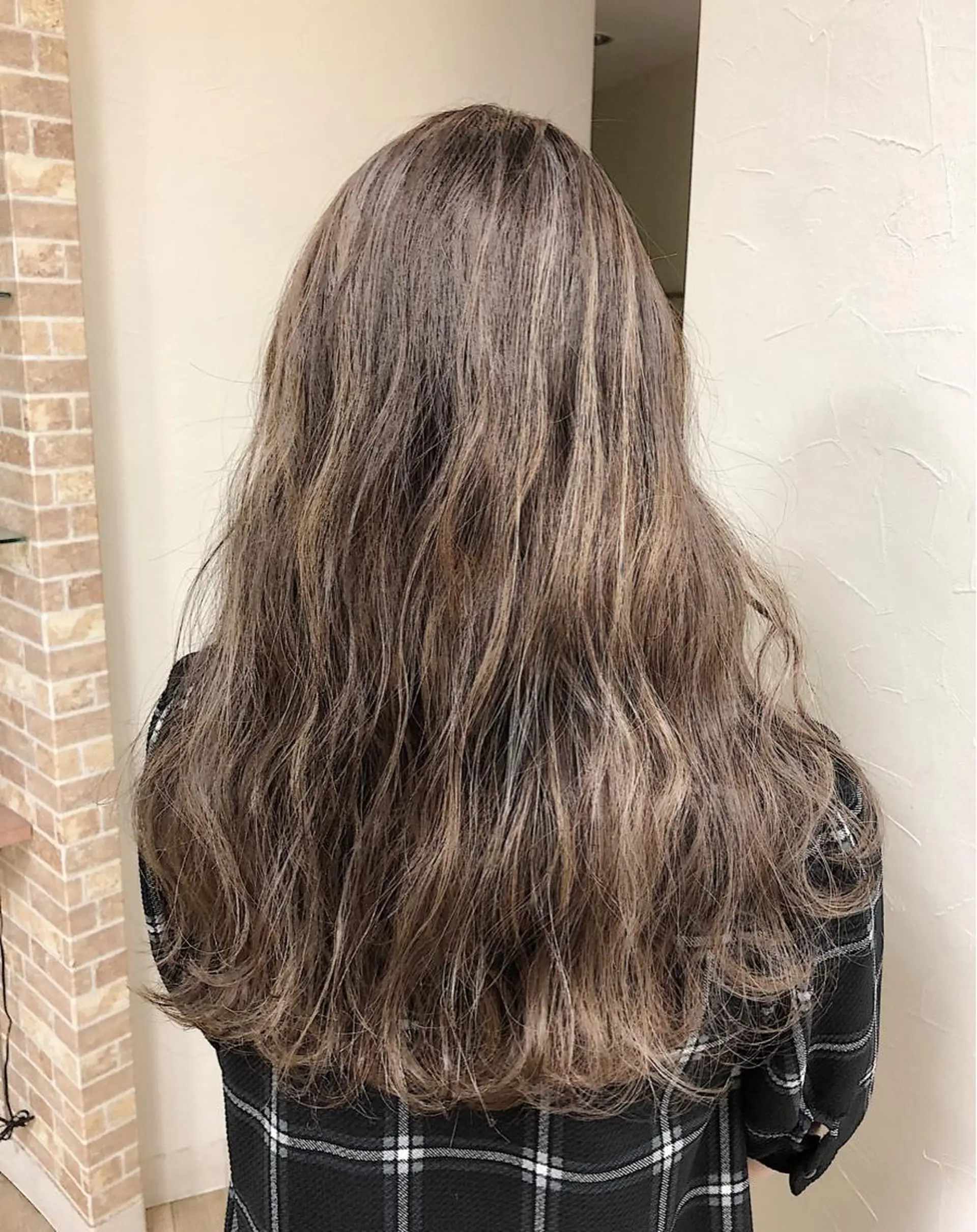 ロング カラー グレージュ ハイライトカラー ハイライト ノンダメージ髪質改善 カラー💎/KURAのヘアスタイル