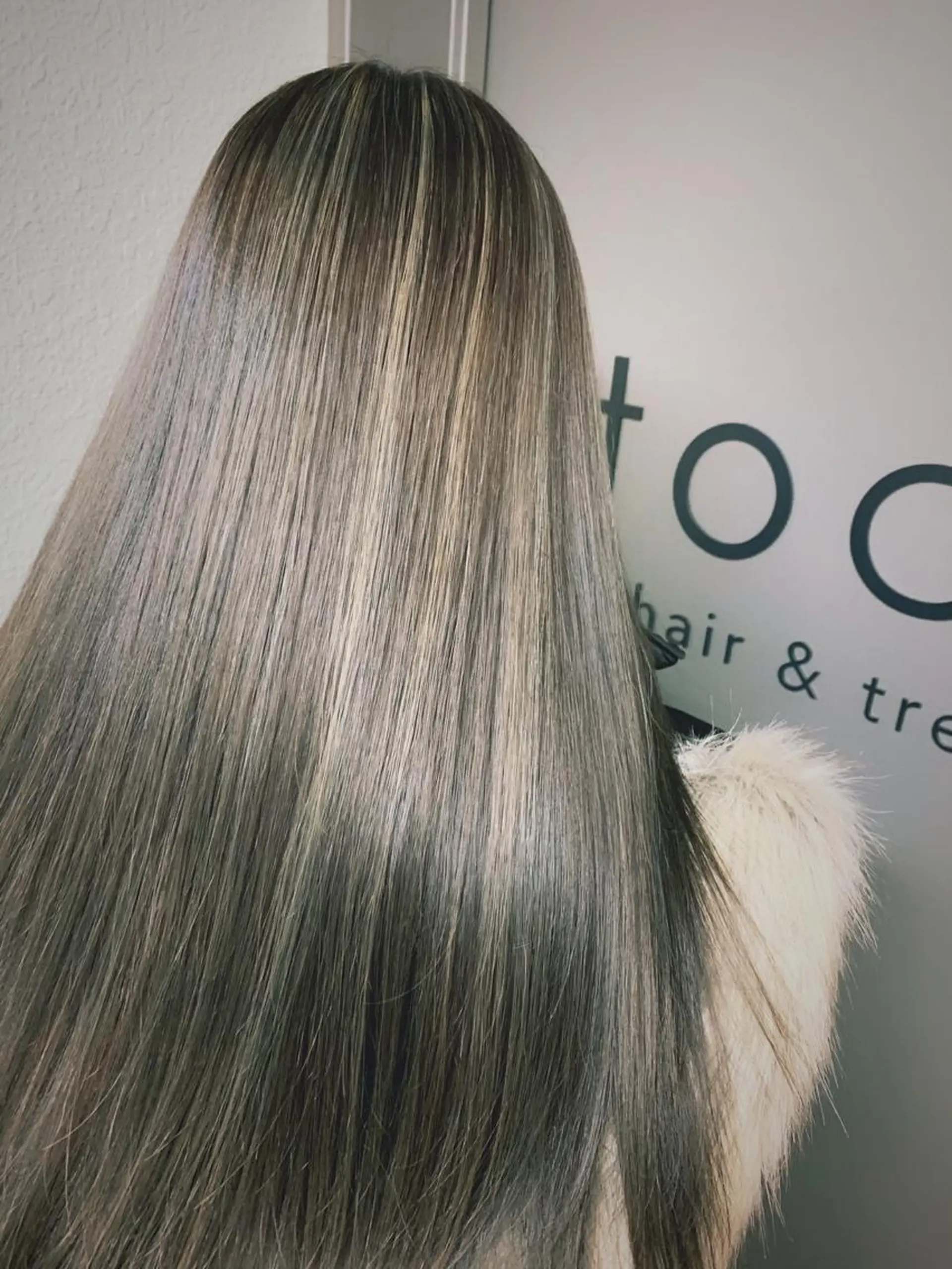 ロング カラー ハイライトカラー ハイライト 美髪矯正・髪質改善 【中村吉孝】のヘアスタイル