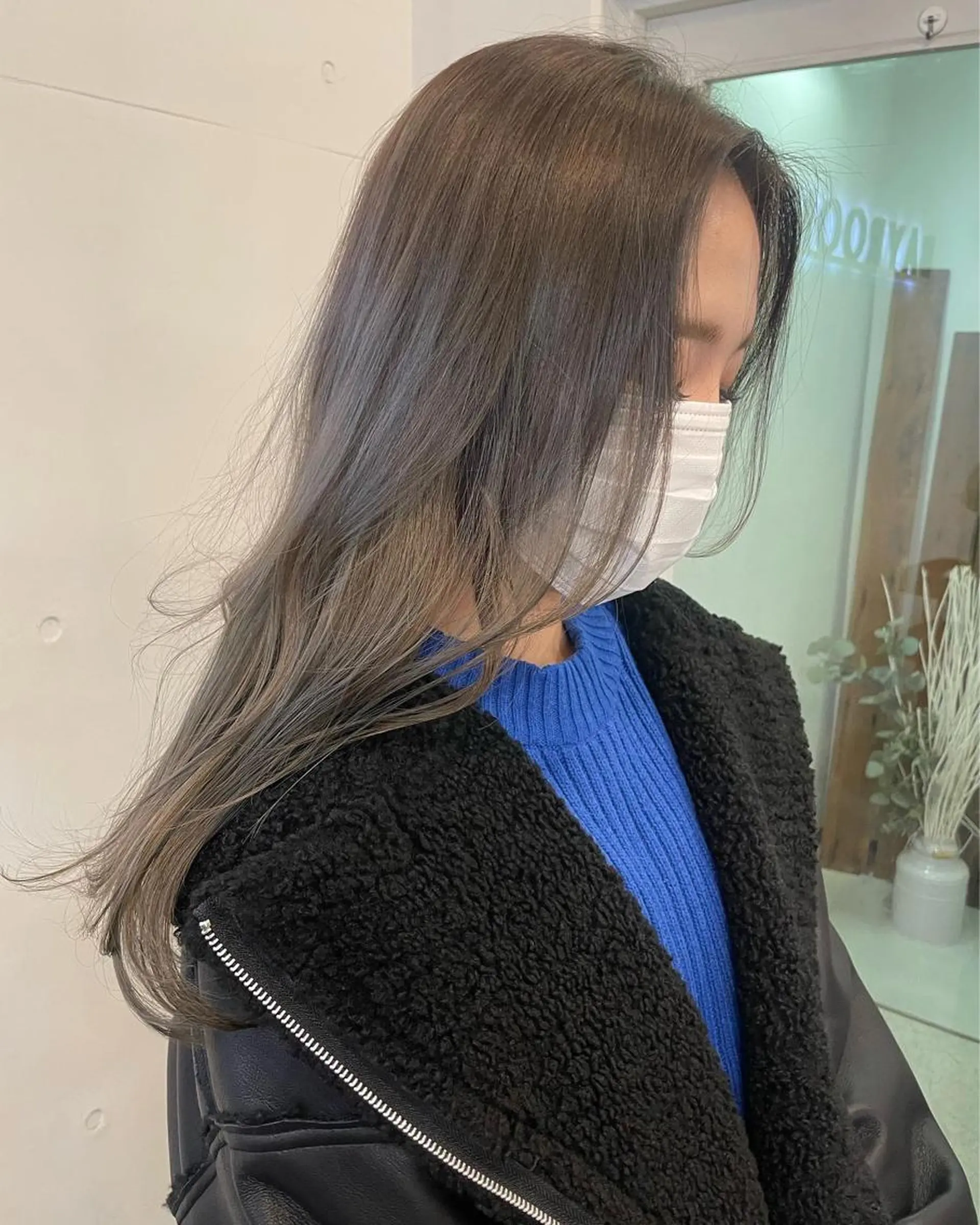ロング カラー レイヤー べージュ 白石研太のヘアスタイル