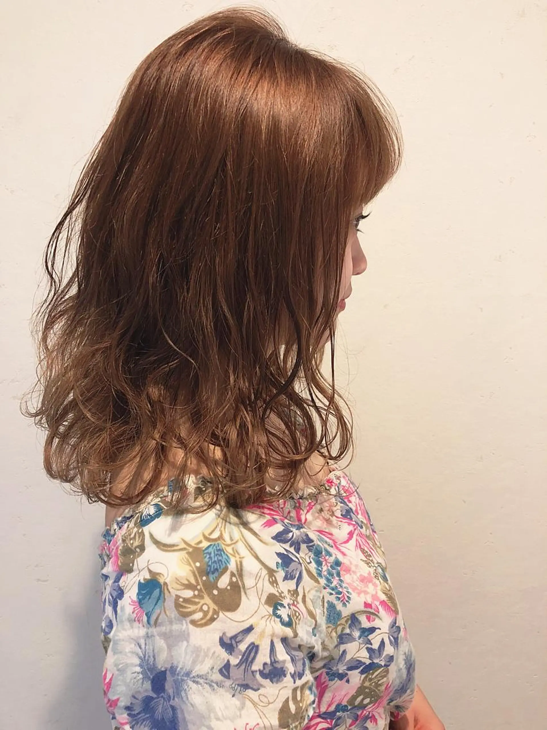 ミディアム 伊藤 さやかのヘアスタイル