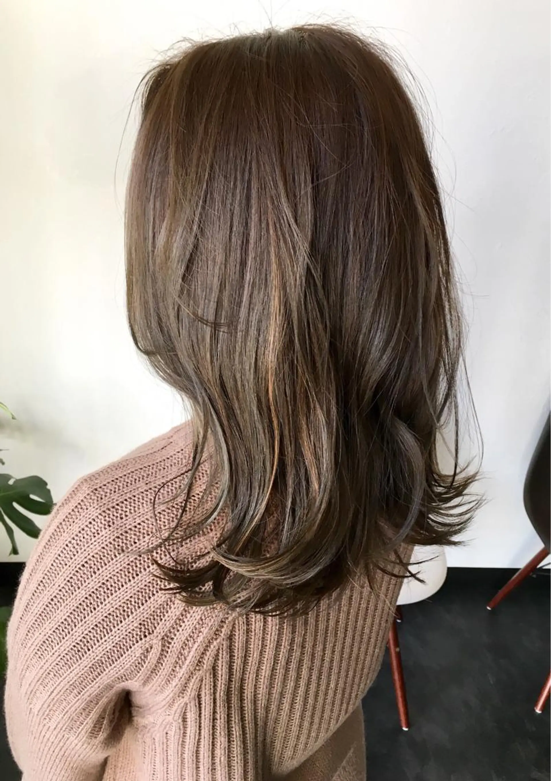 セミロング カラー ベージュカラー 川合 勇気のヘアスタイル