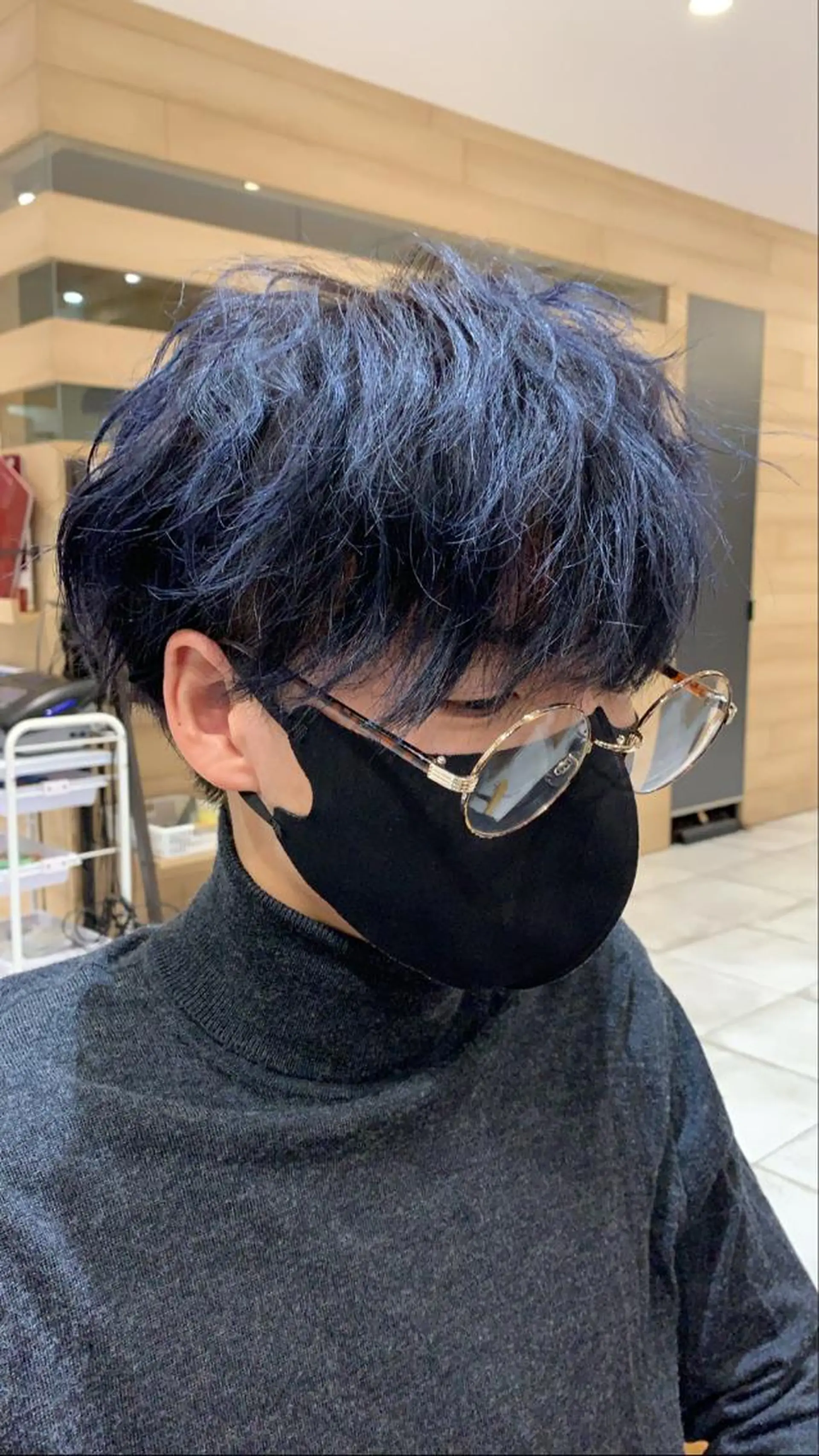 カラー メンズ 黒髪 ブルーカラー ブルーブラック 透明感カラー 名古屋/デザイン/ ブリーチ/松井亮磨のヘアスタイル