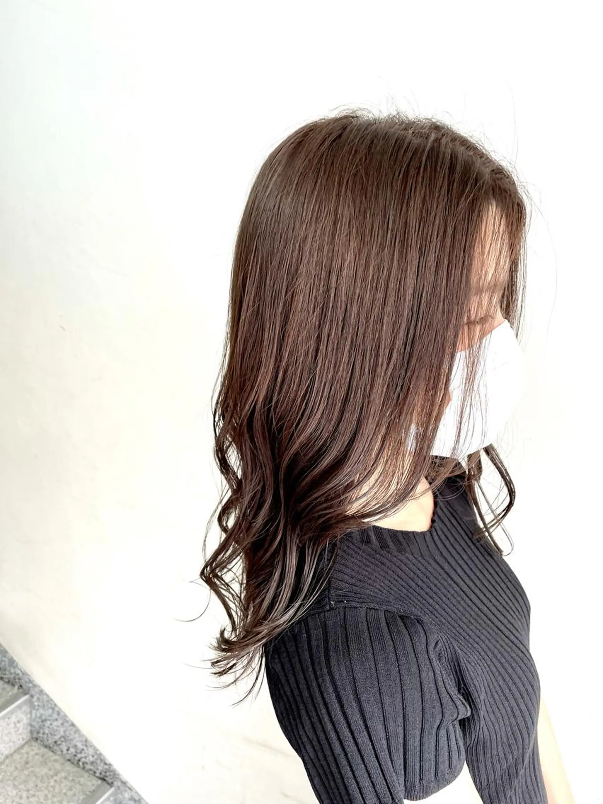 セミロング カット ヘアカラー トリートメント 切りっぱなしボブ ソノキユウカのヘアスタイル