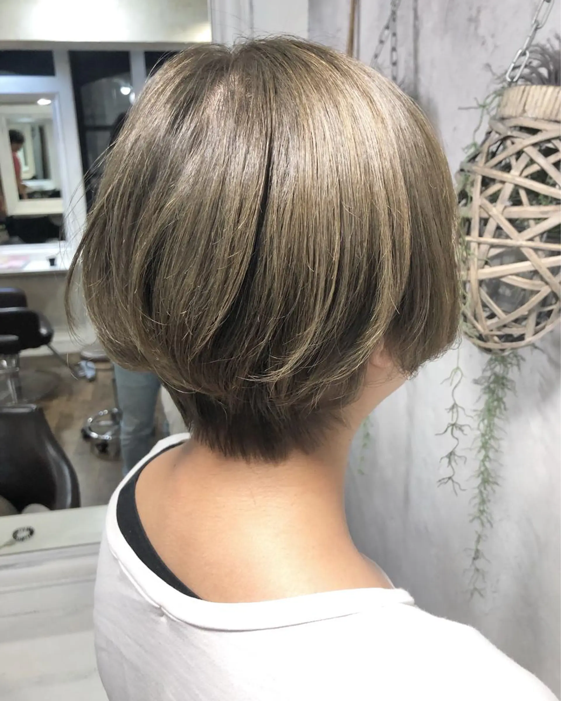 ショート カラー ヘアアレンジ ヘアカラー 遠藤 拓馬のヘアスタイル
