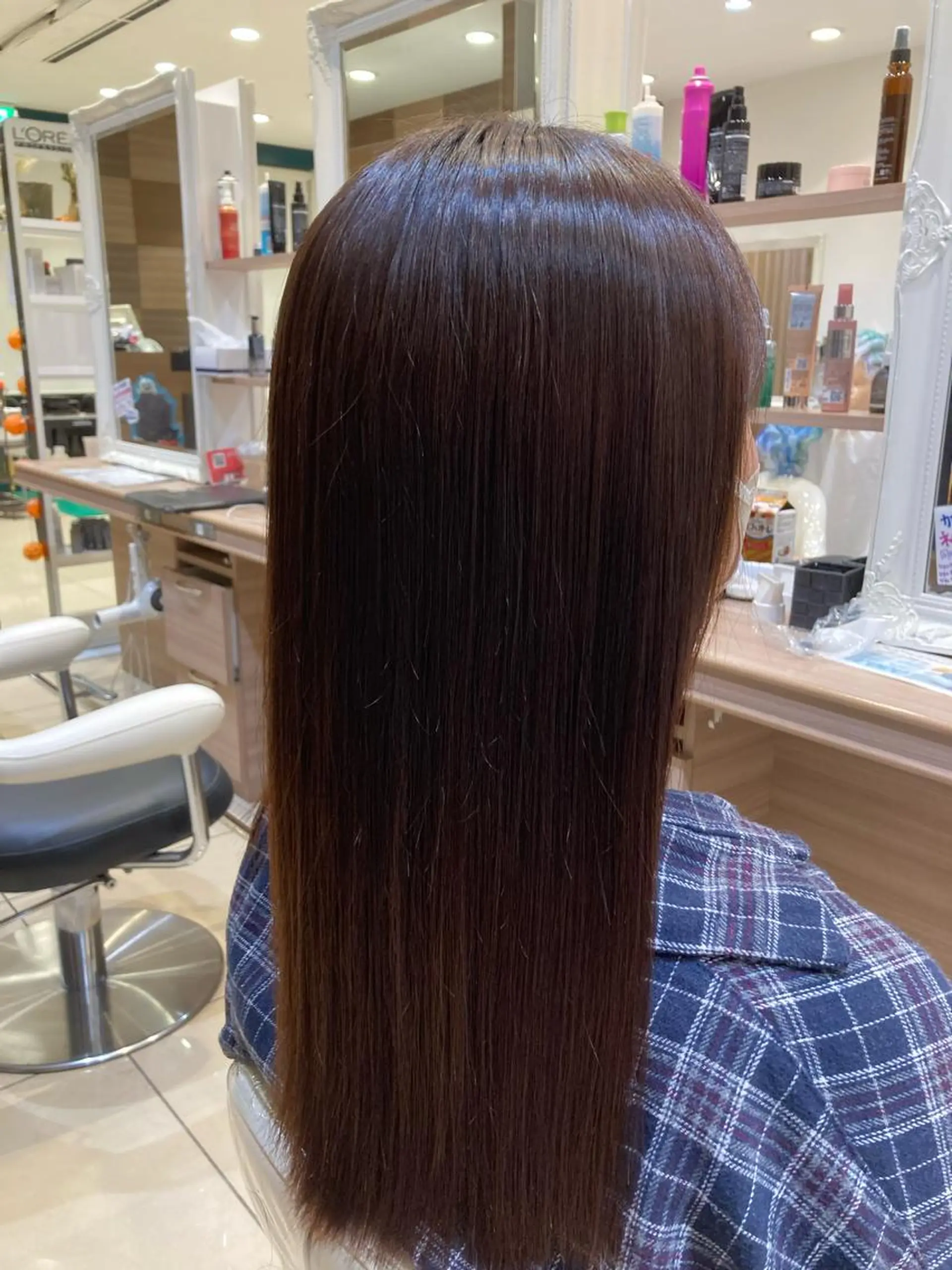 セミロング 縮毛矯正 縮毛矯正 トリートメント 🔸縮毛矯正🔸 カソリ　ナユタのヘアスタイル