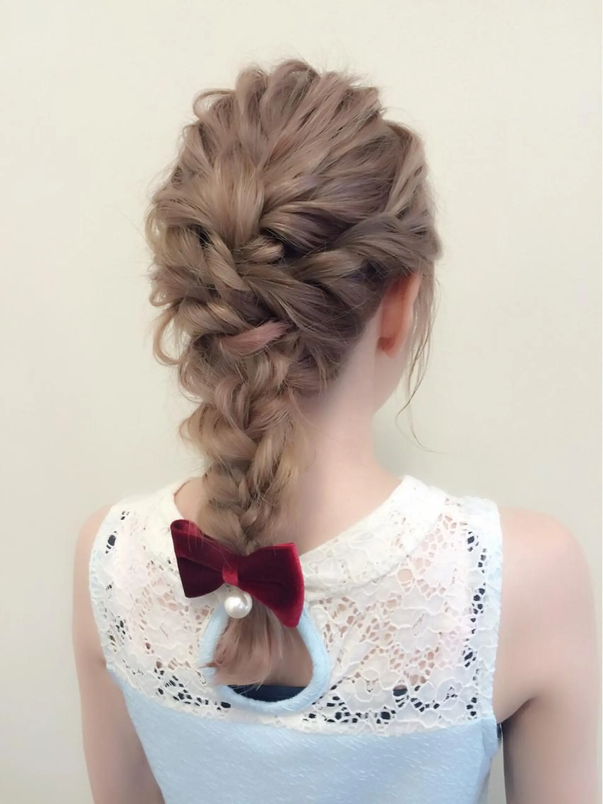 セミロング ロング ヘアアレンジ 三つ編み 沢田 瞳のヘアスタイル