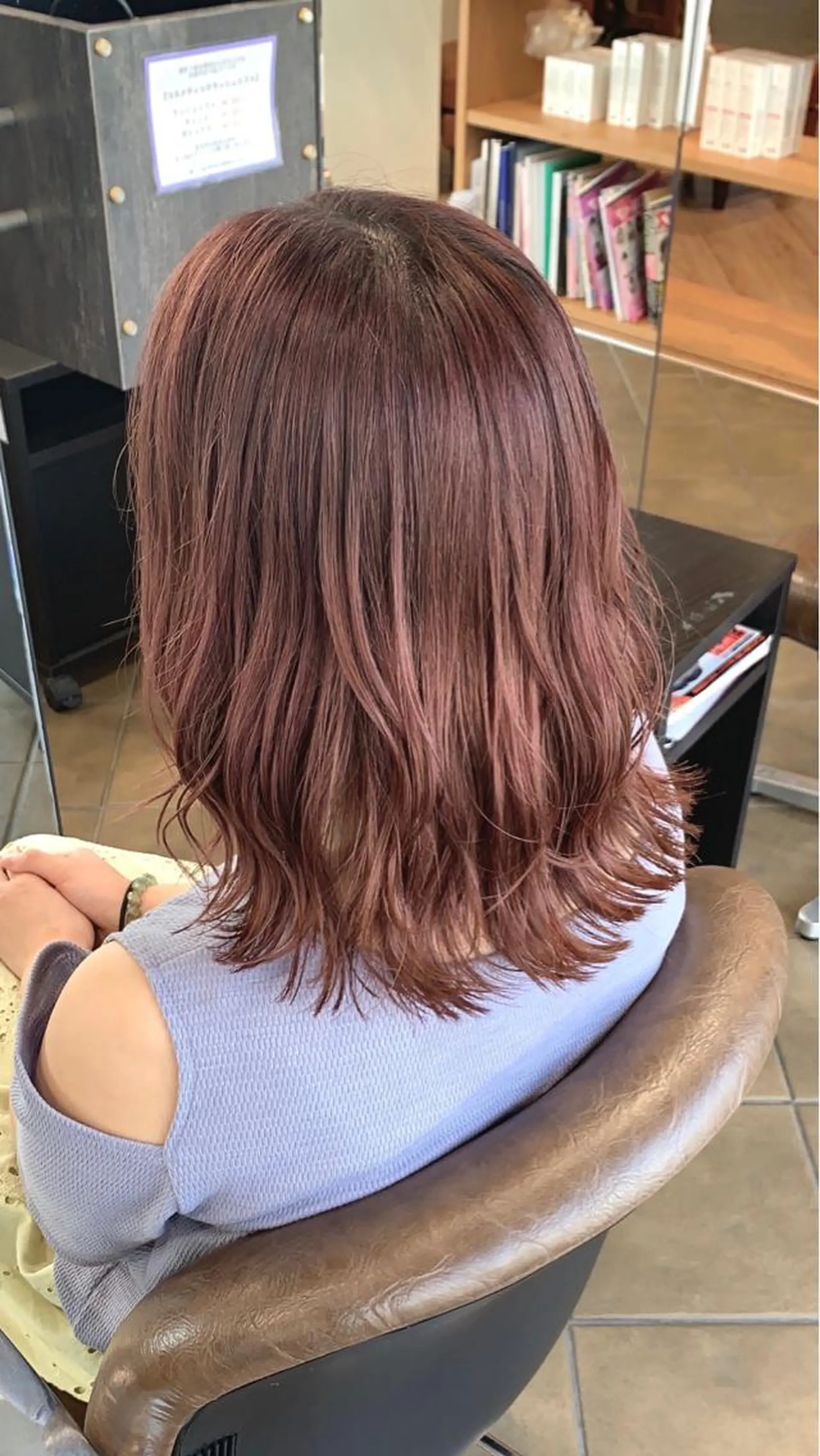 ミディアム カット ヘアカラー 明石遼/ベージュ / ピンクのヘアスタイル