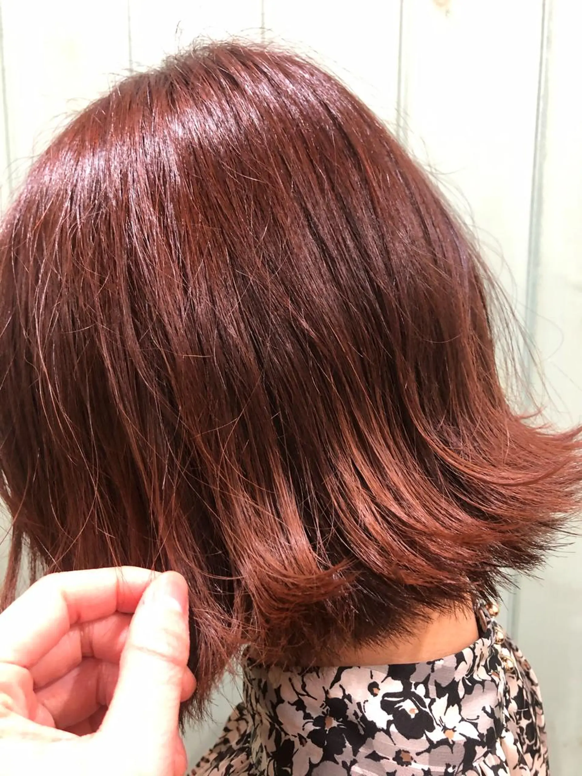 ショート カラー ブリーチ ブリーチなしカラー 堀谷 彩花のヘアスタイル
