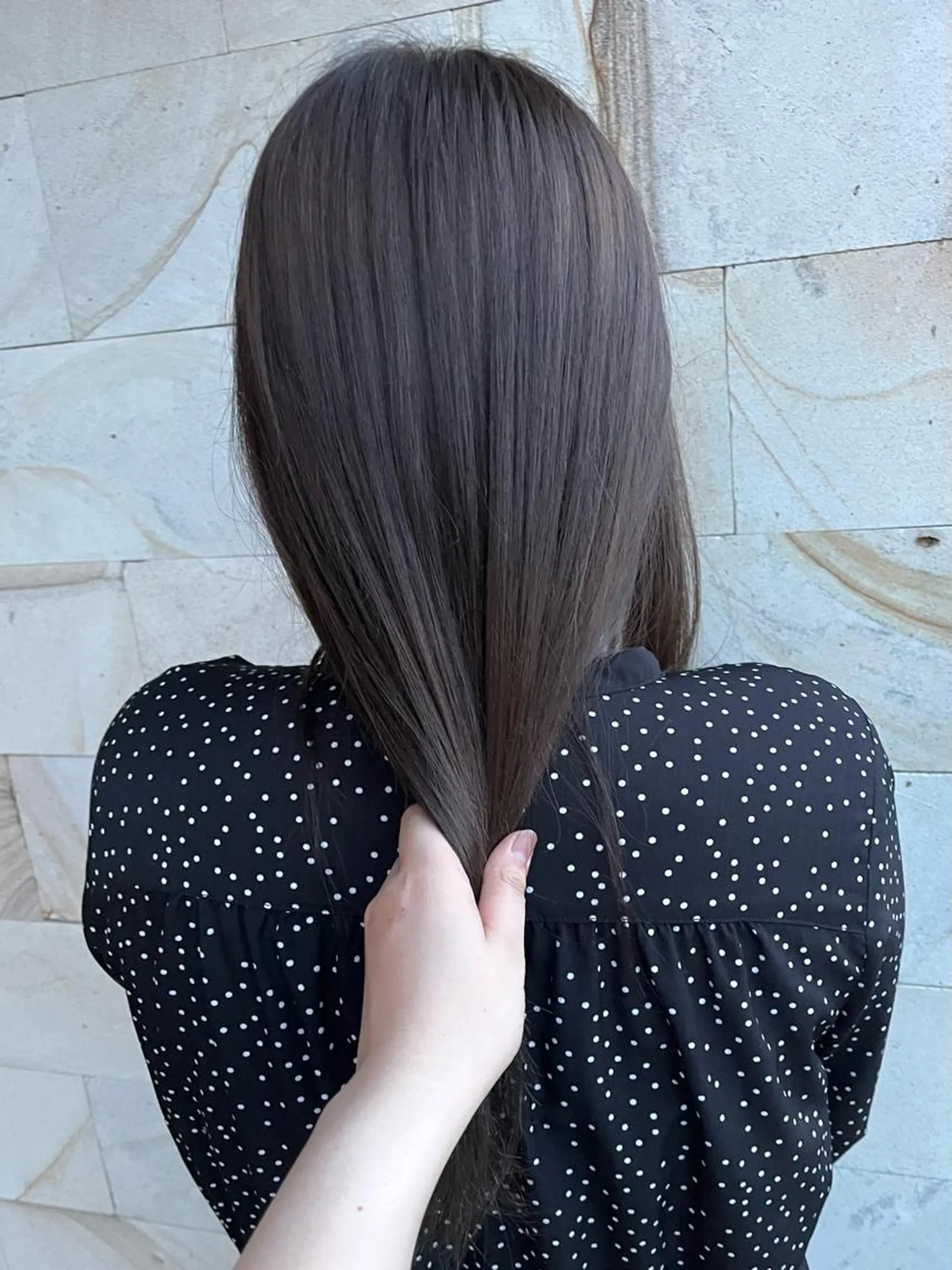 セミロング カラー ベージュカラー 透明感カラー 栗林 姫花のヘアスタイル