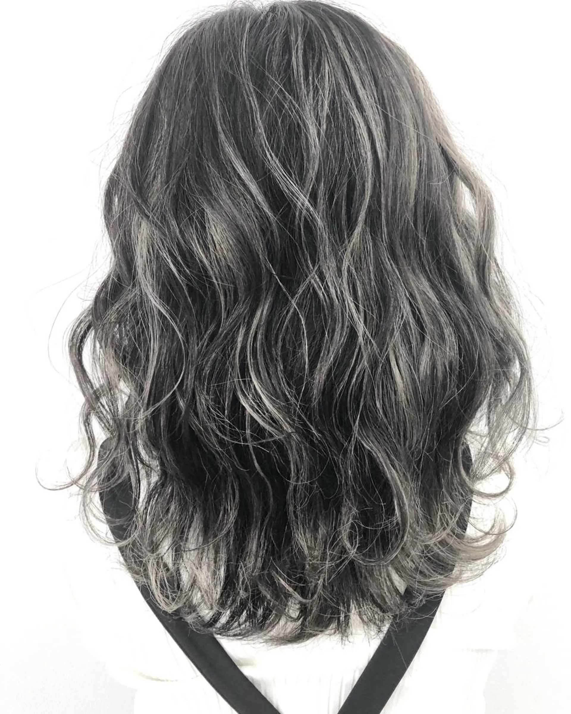 ミディアム カットモデル急募🌈 技術責任者久保のヘアスタイル