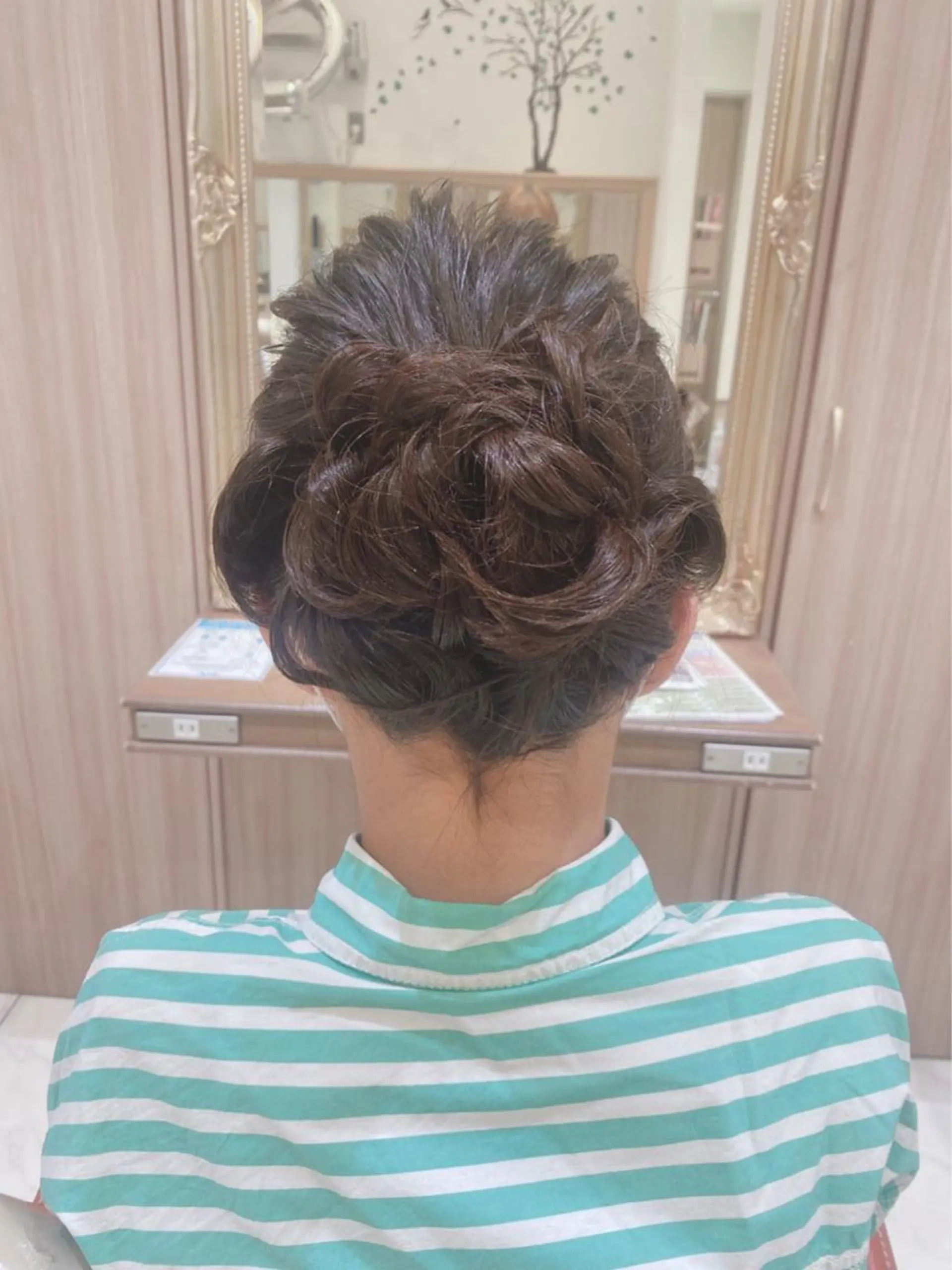 セミロング ヘアアレンジ 古川 琴美のヘアスタイル