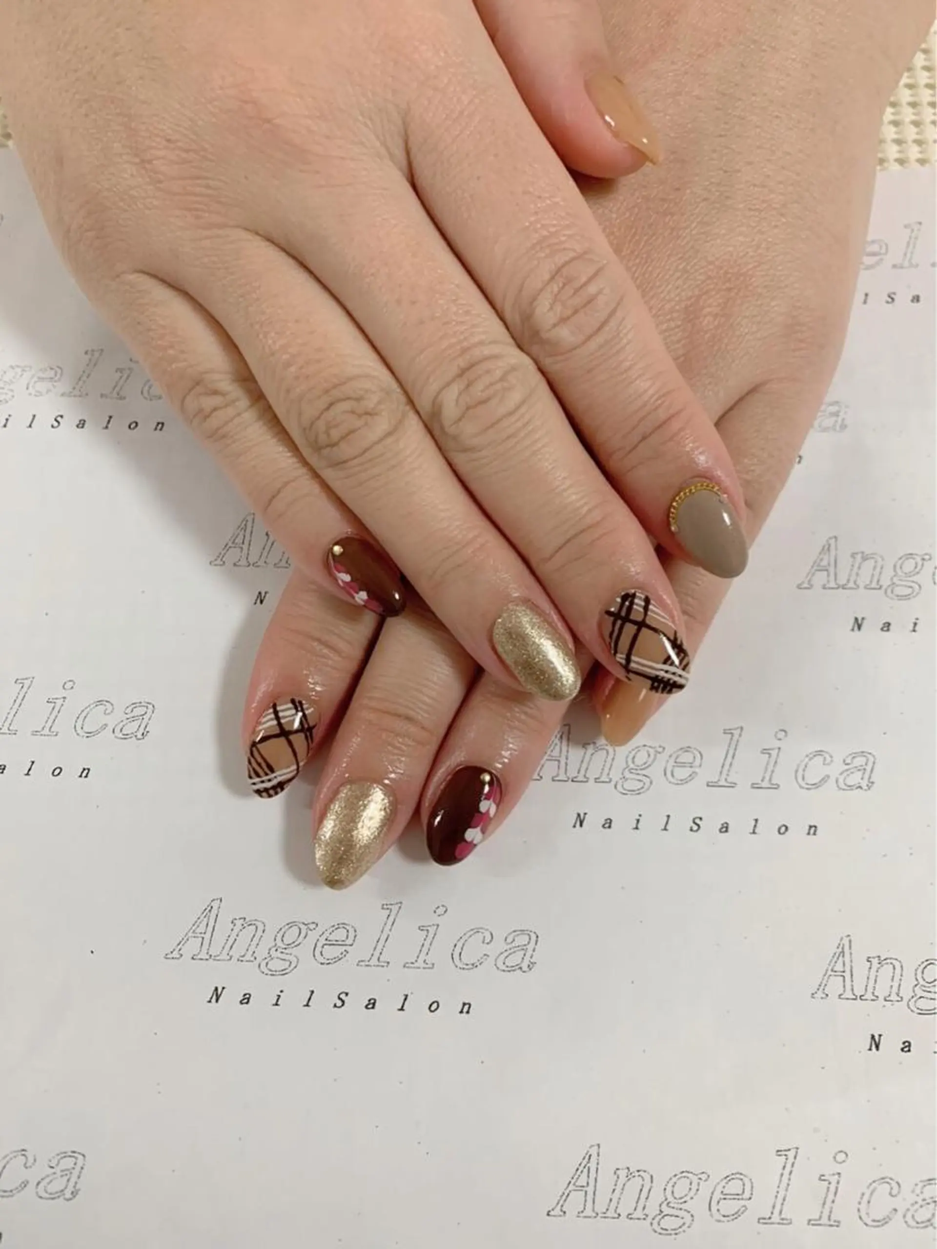 ネイル Angelica ネイリストのネイルデザイン