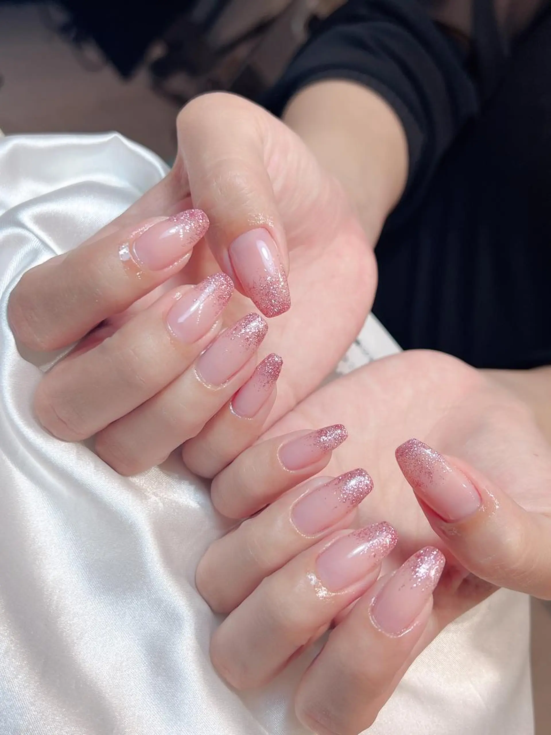 ネイル グラデーション ラメ(グリッター) ラメグラデーション ピンク bijou nails　蓮のネイルデザイン
