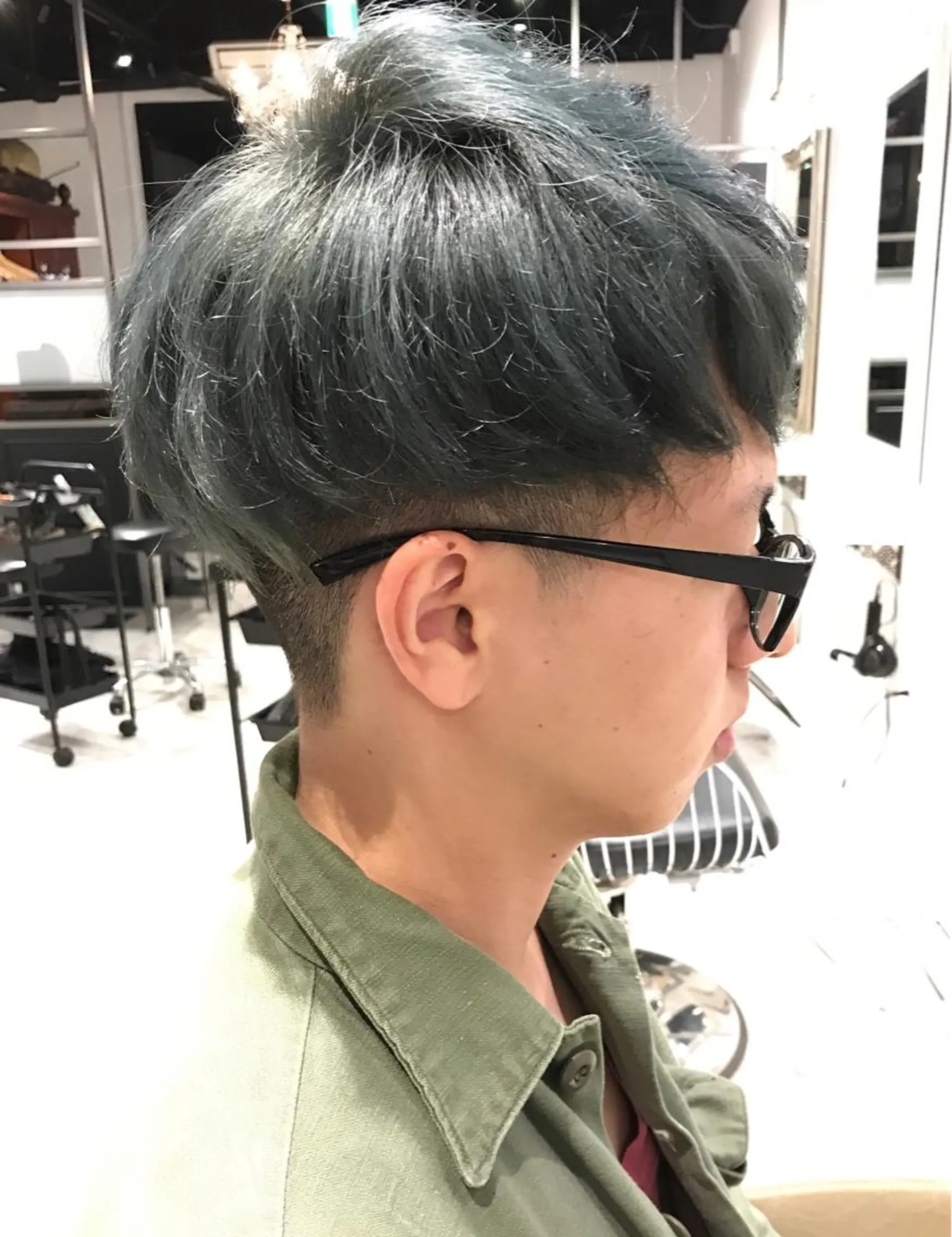 ミディアム メンズ アッシュ 二児のパパで店長な 戸田健治のヘアスタイル