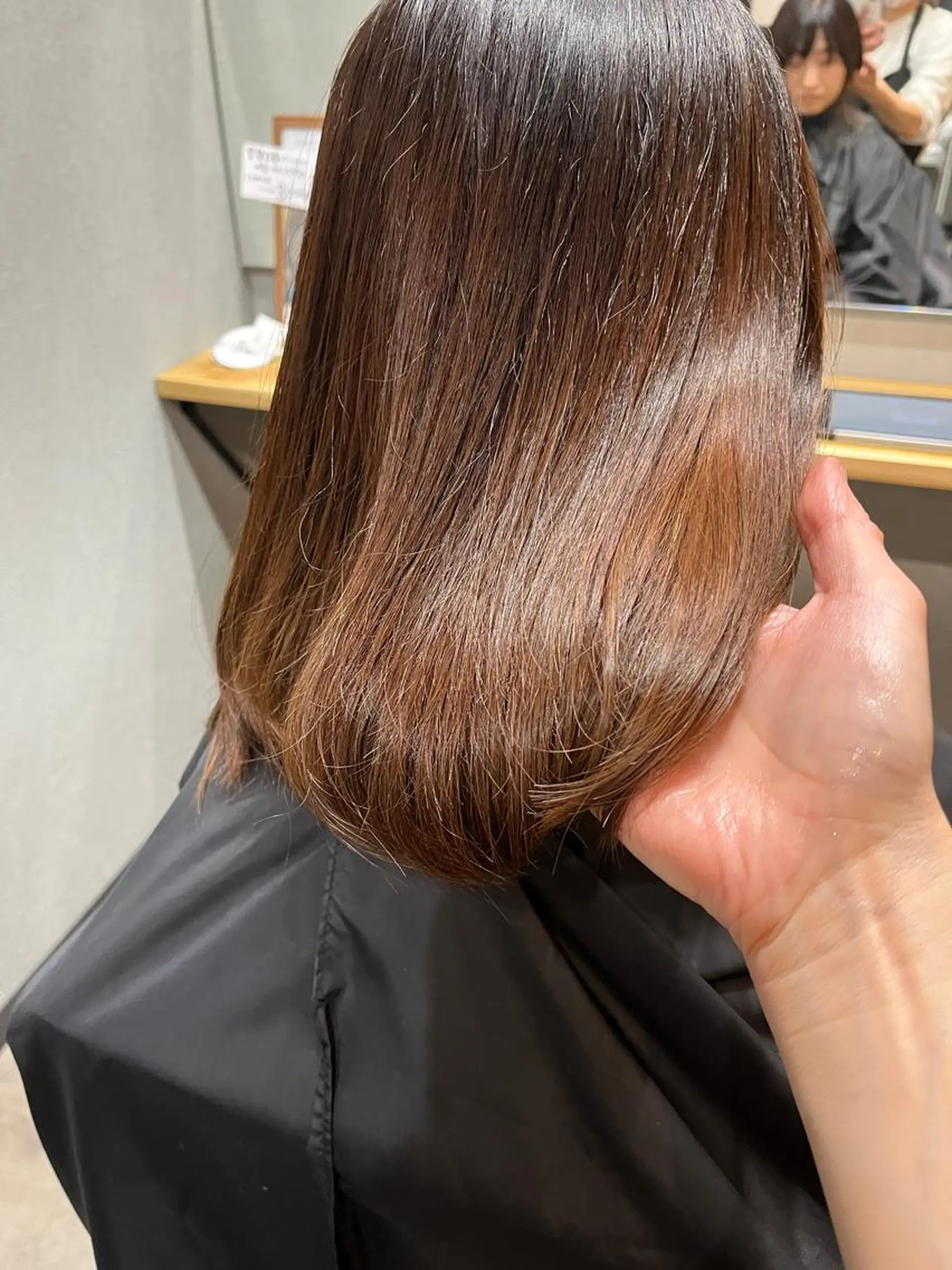 セミロング カラー パーマ ヘアアレンジ メンズ キッズ ネイル マツエク・マツパ アイブロウ メンズブリーチ メンズハイライト メンズインナーカラー メンズ韓国風 ブリーチ 久木原 ゆりのヘアスタイル