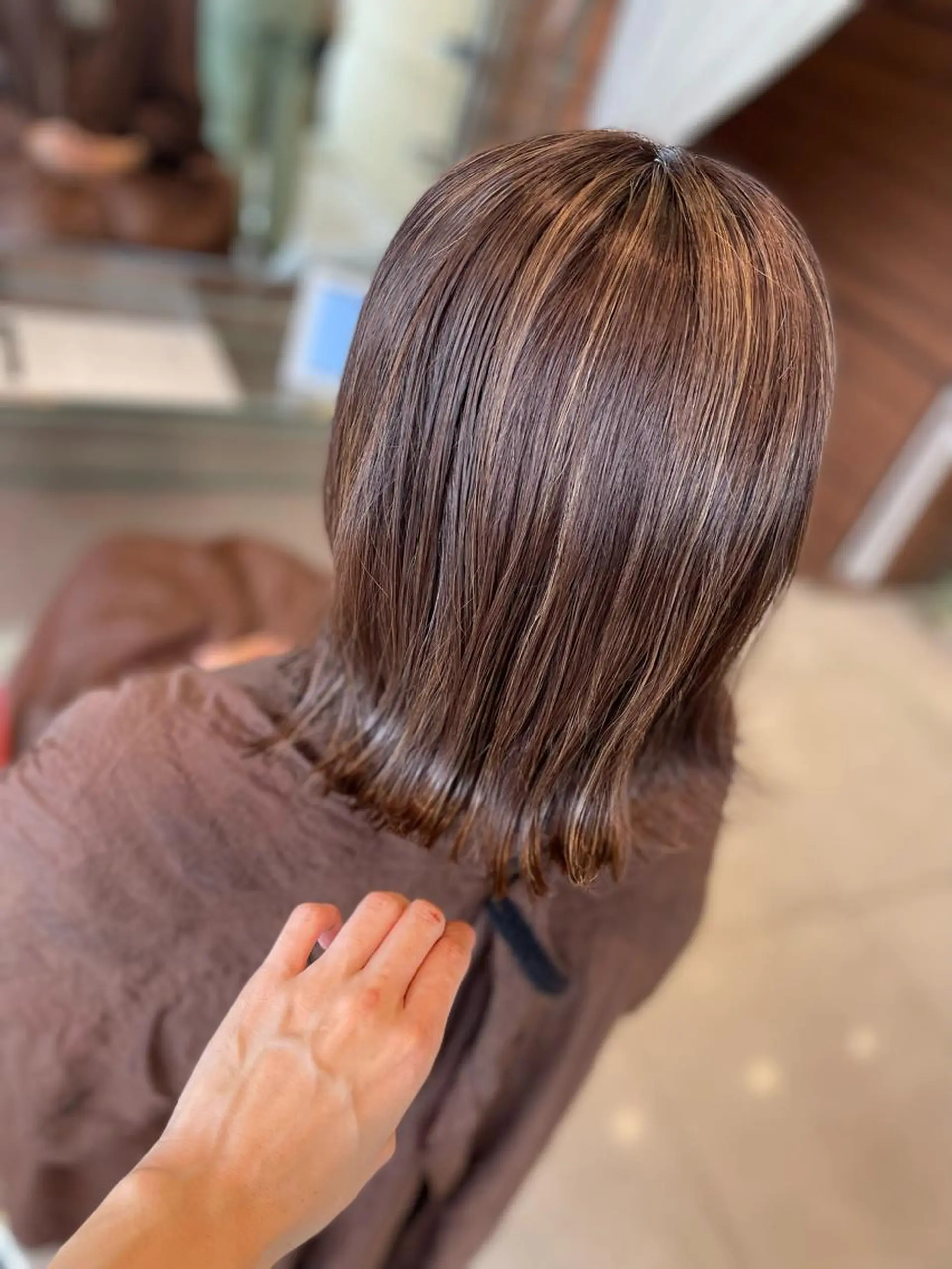 セミロング カラー ヘアカラー 佐々木 麻純のヘアスタイル