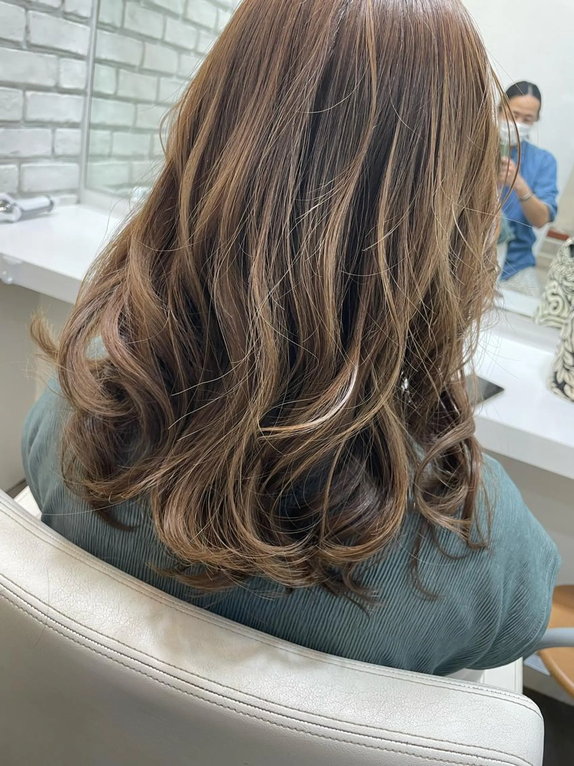 セミロング channel 大澤俊文のヘアスタイル