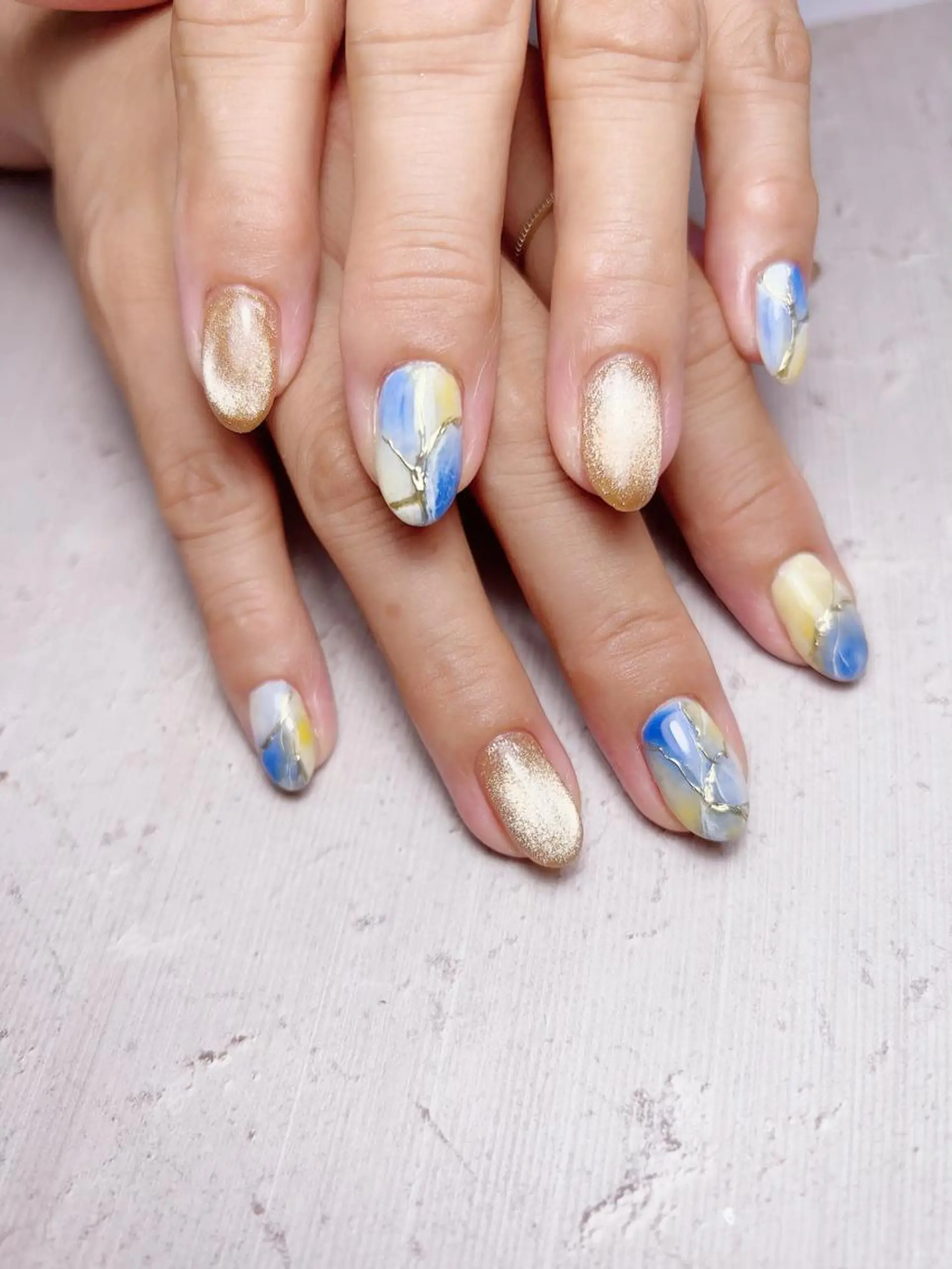 ネイル マグネットネイル ハンドネイル 𝐑𝐞𝐯𝐢𝐨 ___堺市西区のマツエク・マツパデザイン