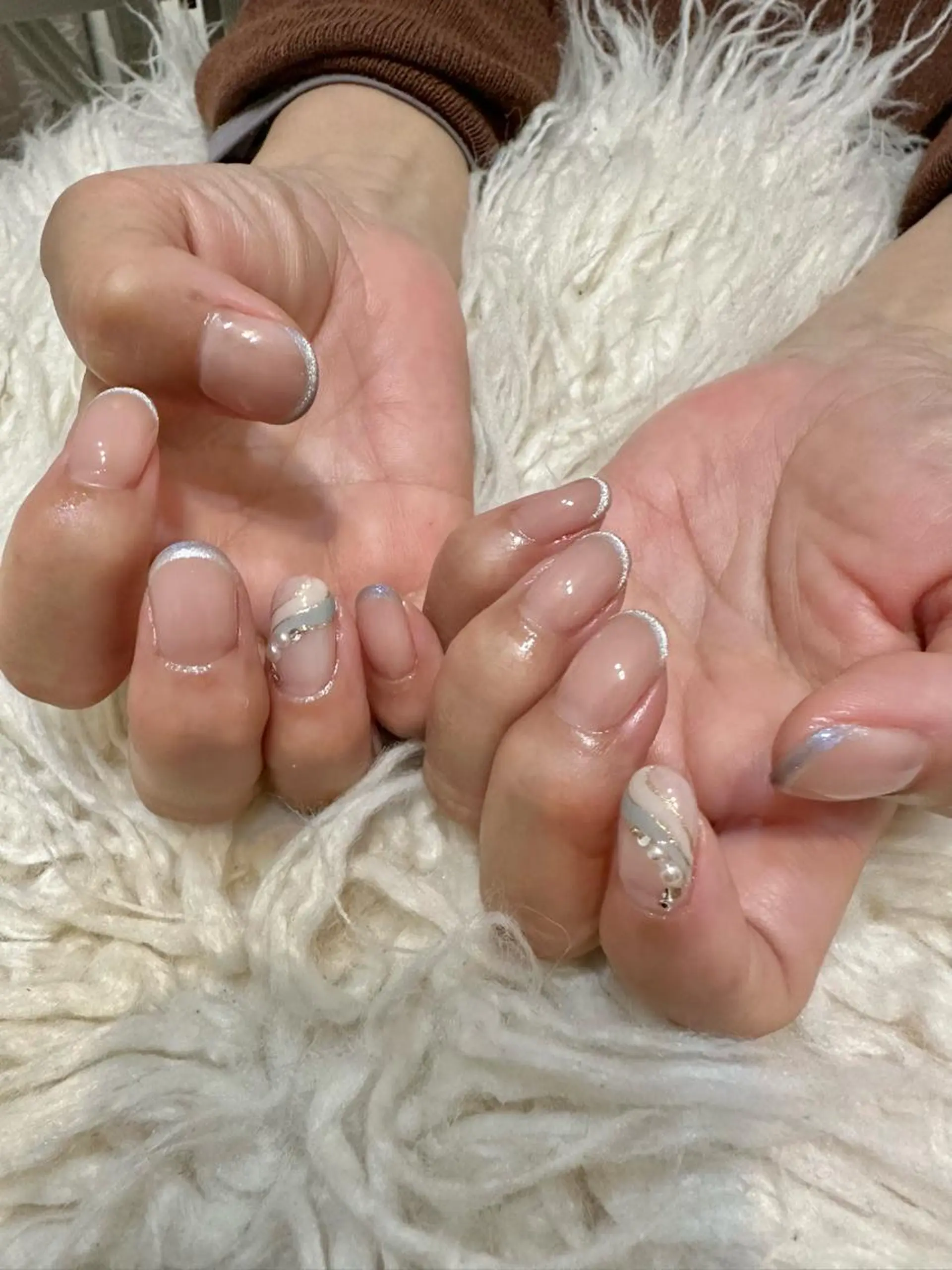 ミディアム ハンドネイル T. Kasumiのネイルデザイン