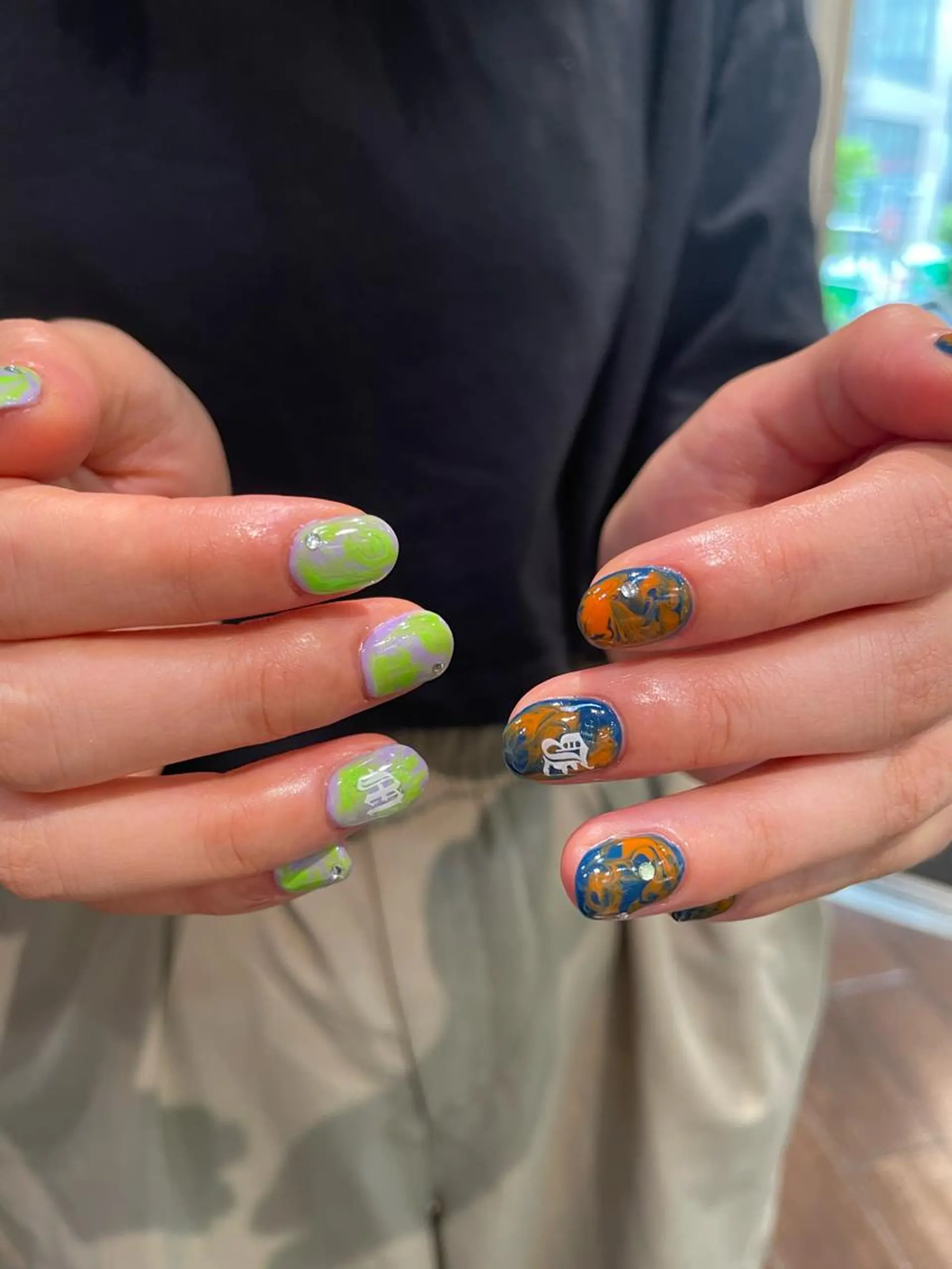 ネイル 個性派ネイル 🌼 ハルカ ♡の眉毛・アイブロウイメージ