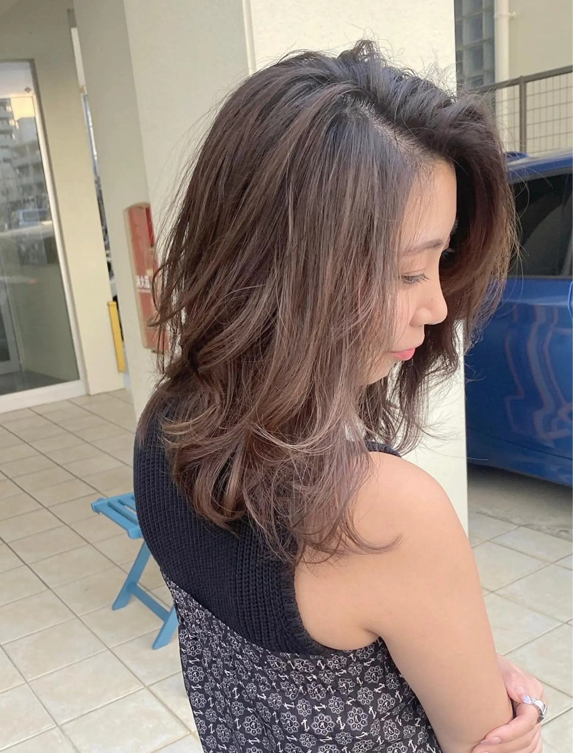 ミディアム カラー ハイライトカラー ハイライト カット ヘアカラー grand juteのヘアスタイル