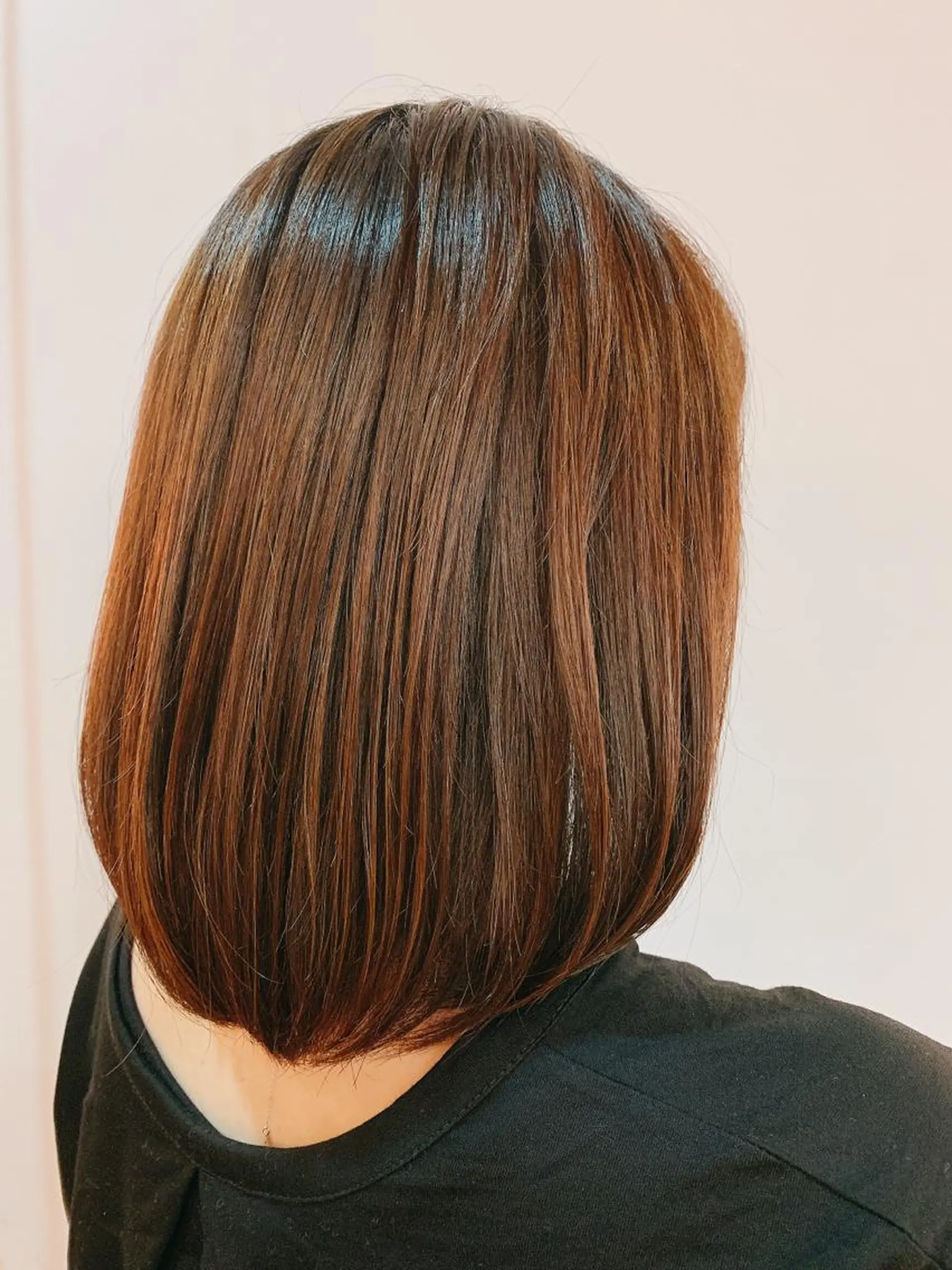 ミディアム カット 榎本 美雪のヘアスタイル