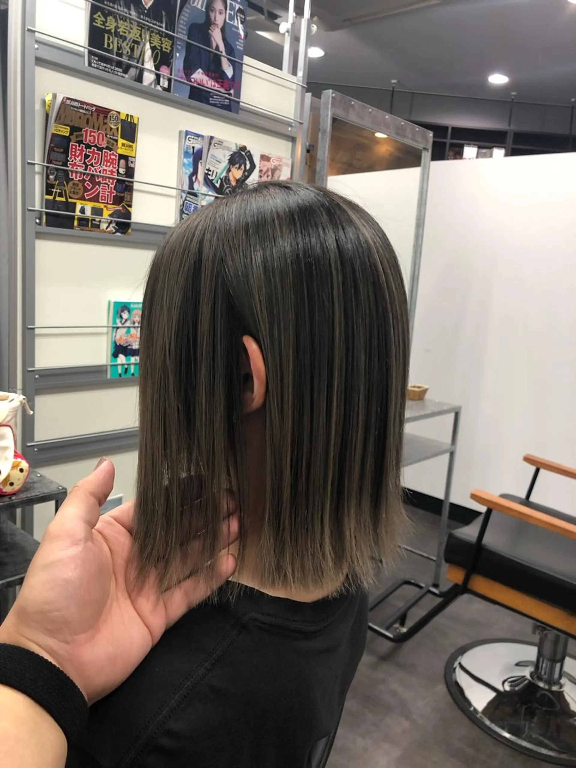 ミディアム カラー ヘアアレンジ カット ヘアカラー トリートメント 大塚 貴之のヘアスタイル